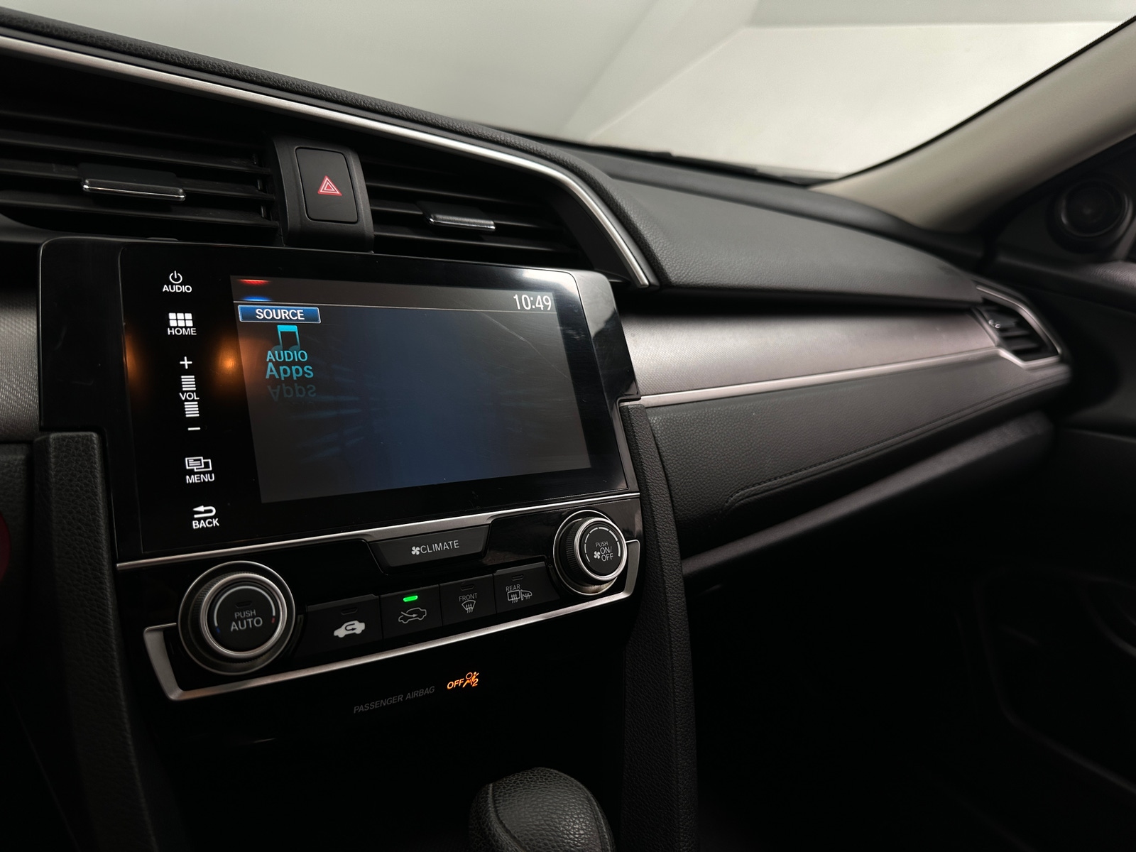 Thumbnail: 2016 Honda Civic - 4