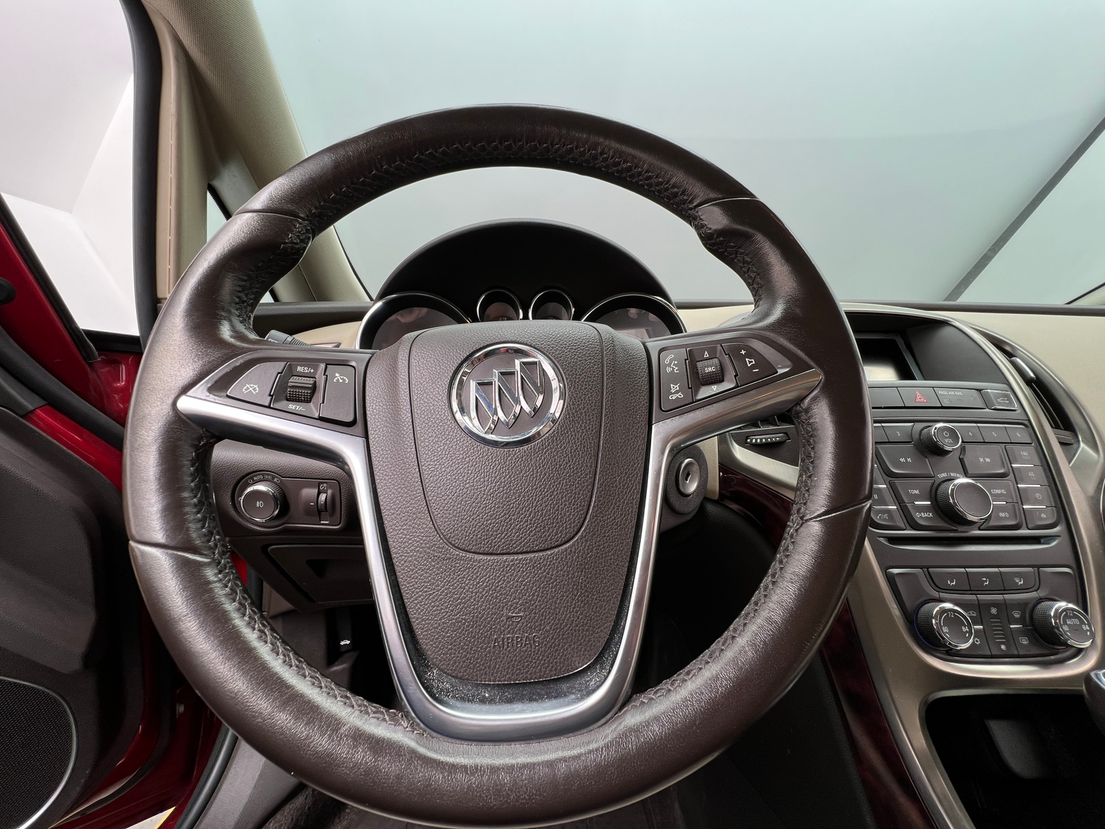 Thumbnail: 2012 Buick Verano - 5
