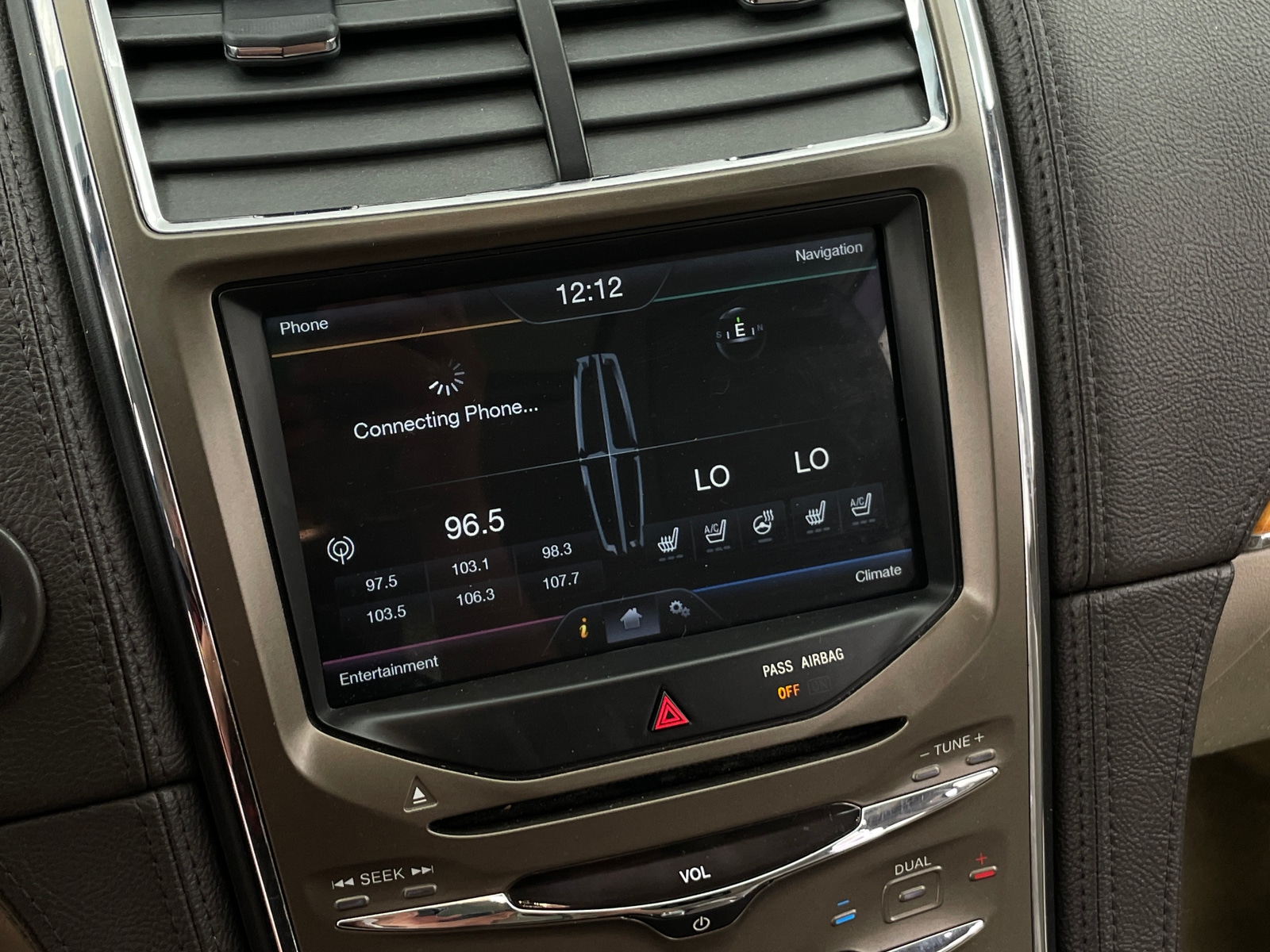 Thumbnail: 2013 Lincoln MKX - 3