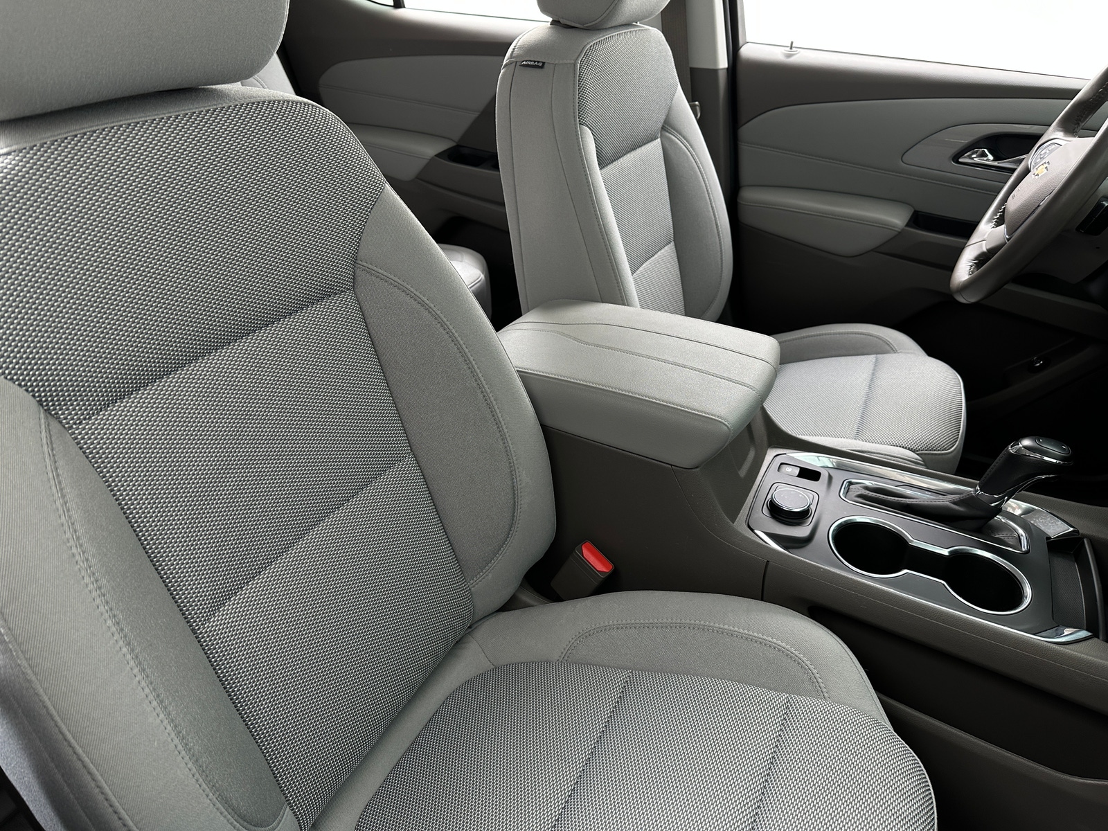 Thumbnail: 2020 Chevrolet Traverse - 2