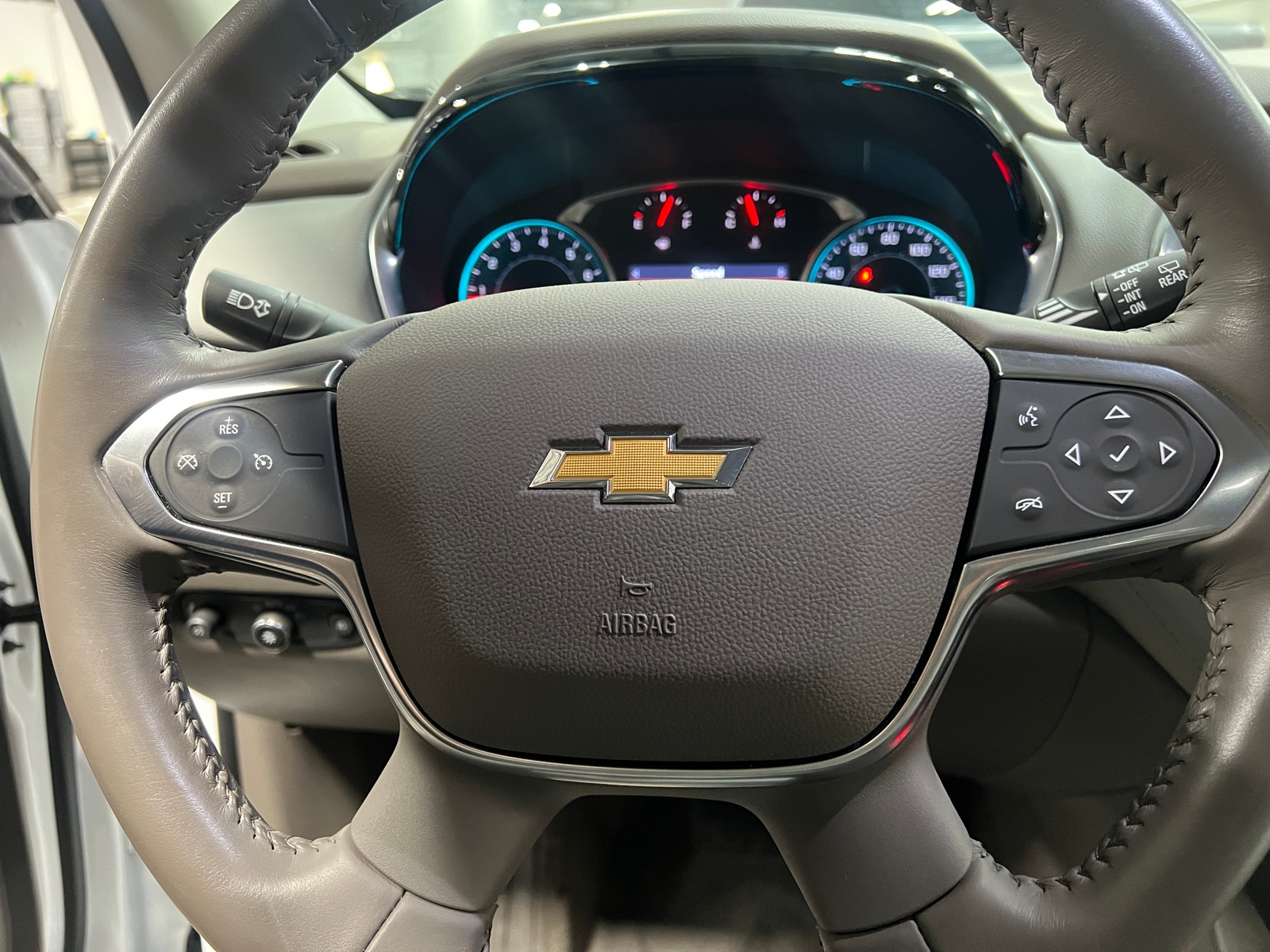 Thumbnail: 2020 Chevrolet Traverse - 5