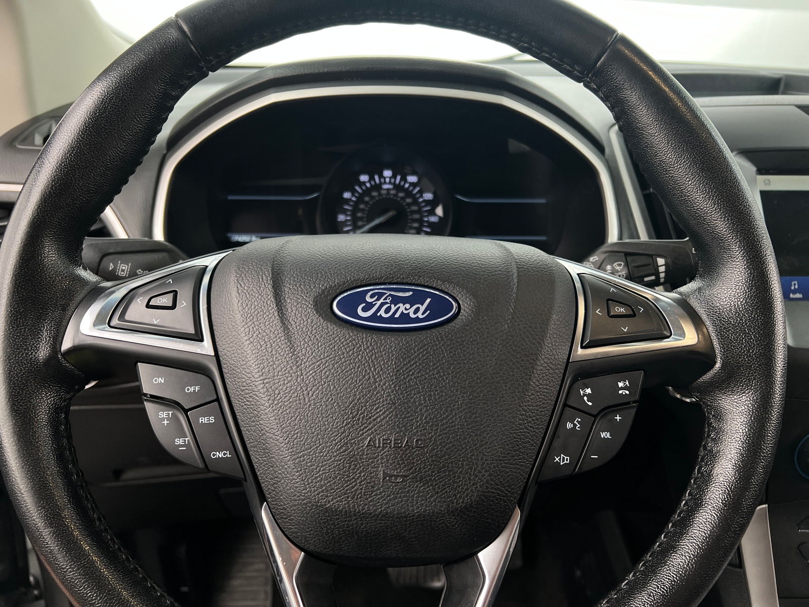 Thumbnail: 2020 Ford Edge - 4
