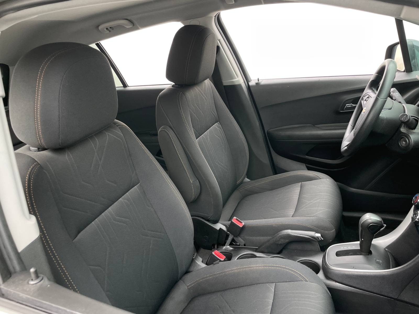 Thumbnail: 2019 Chevrolet Trax - 2