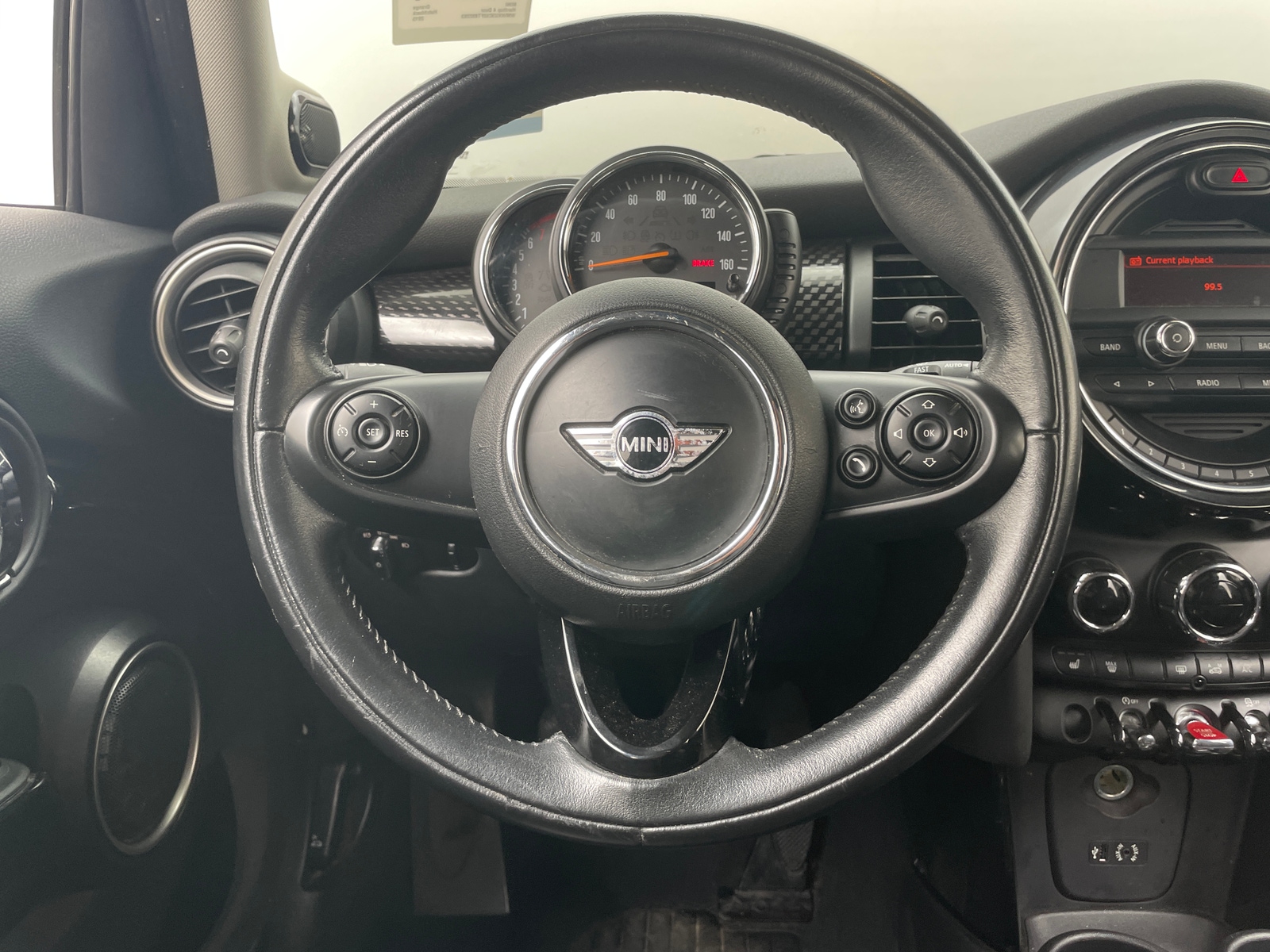 Thumbnail: 2015 MINI Cooper Hardtop - 4