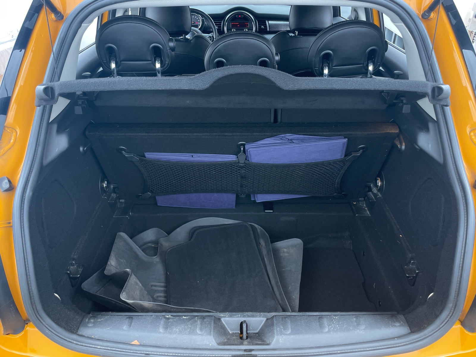 Thumbnail: 2015 MINI Cooper Hardtop - 6