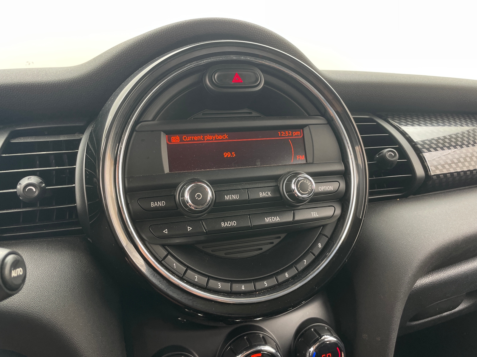 Thumbnail: 2015 MINI Cooper Hardtop - 3