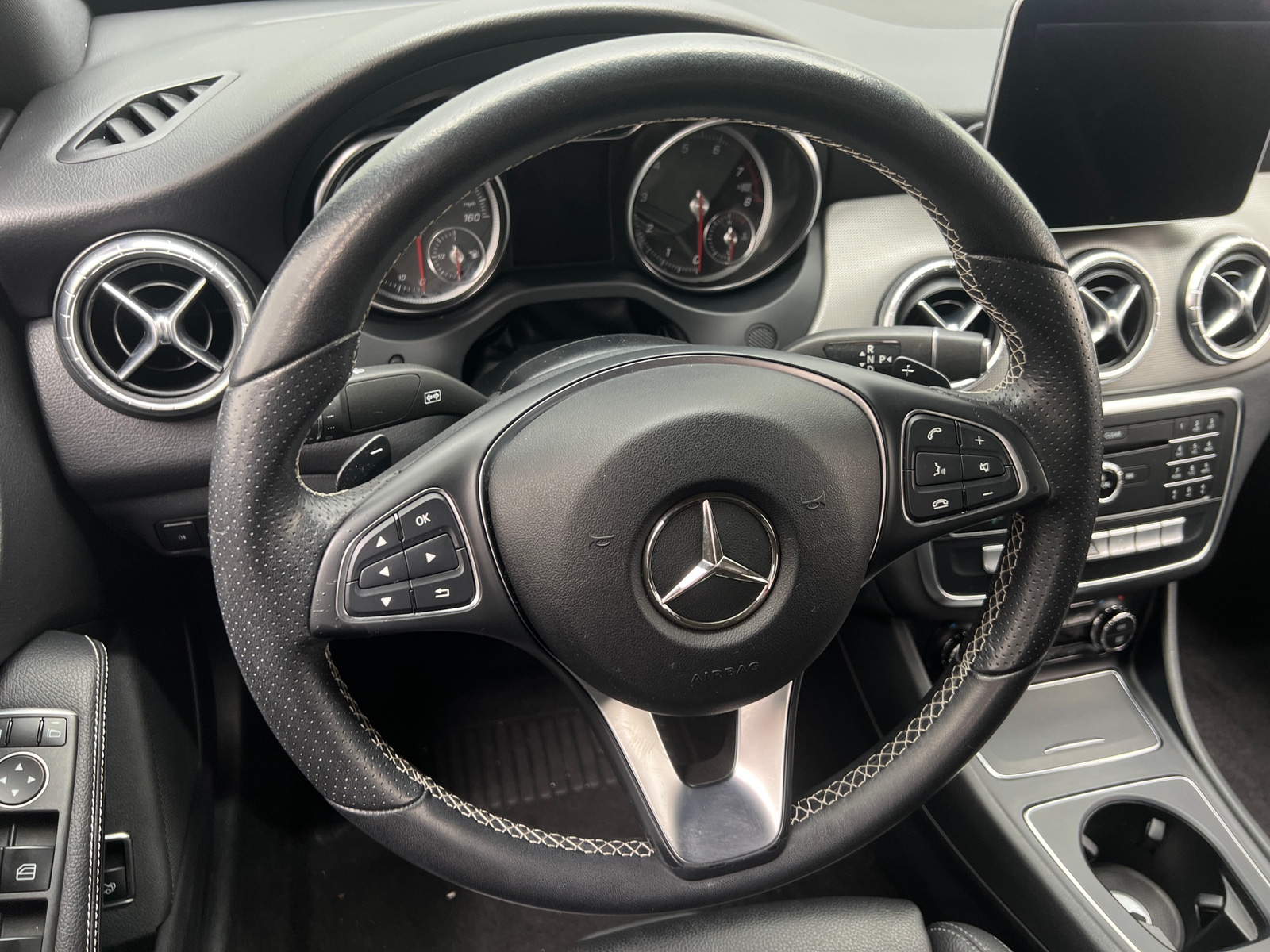 Thumbnail: 2018 Mercedes-Benz CLA - 3
