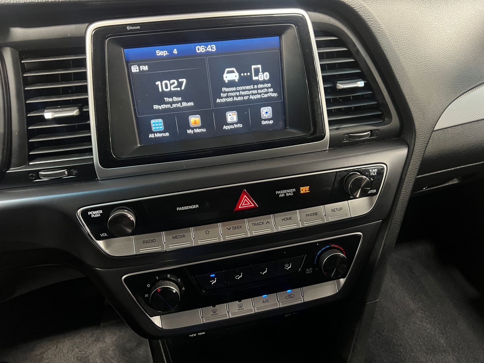 Thumbnail: 2019 Hyundai Sonata - 4