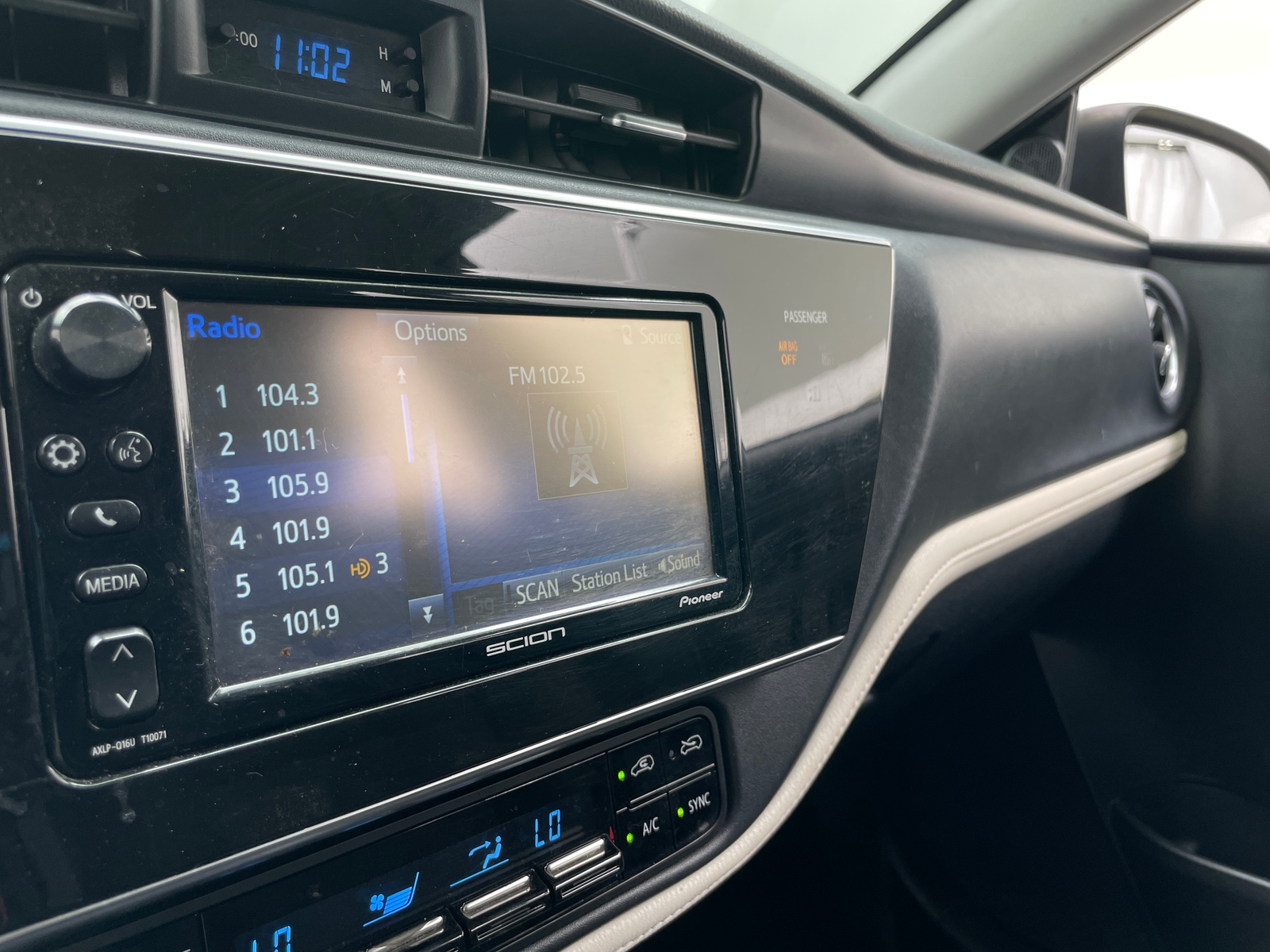 Thumbnail: 2016 Scion iM - 4