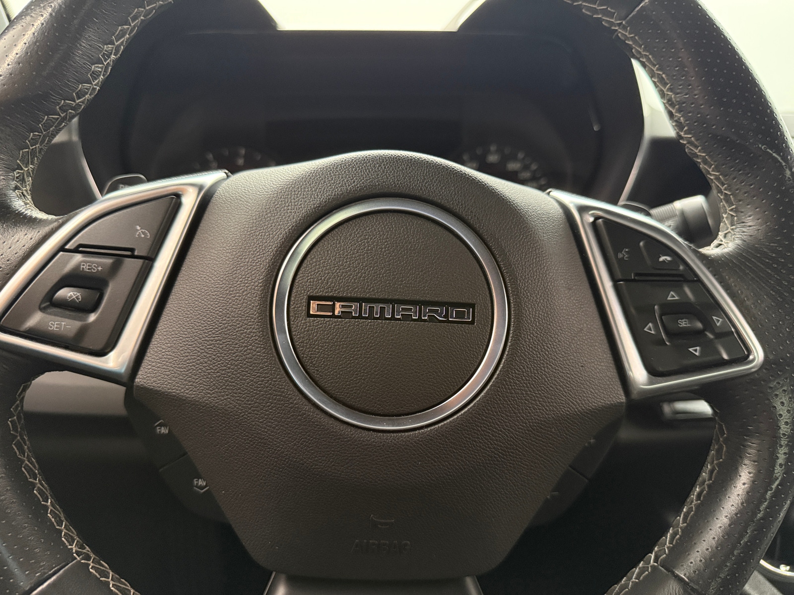 Thumbnail: 2019 Chevrolet Camaro - 4