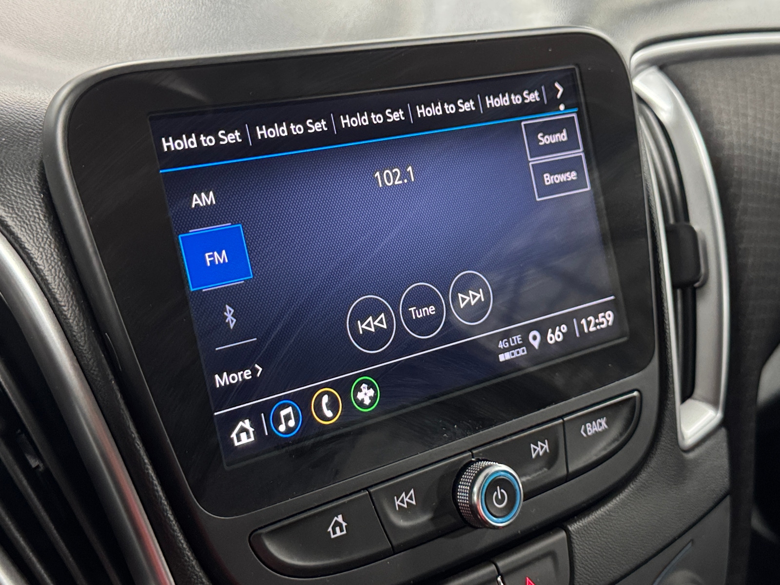 Thumbnail: 2024 Chevrolet Malibu - 4
