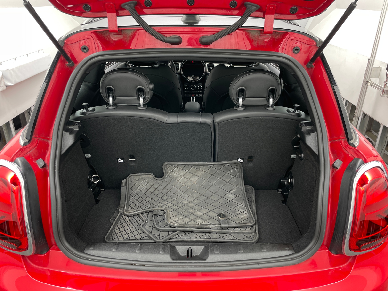 Thumbnail: 2023 MINI Cooper Hardtop - 6