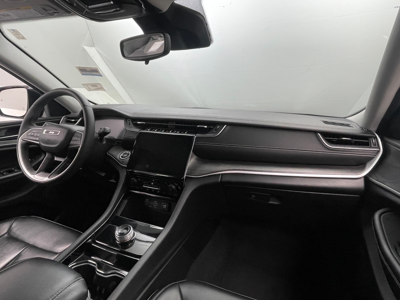 Thumbnail: 2023 Jeep Grand Cherokee - 2