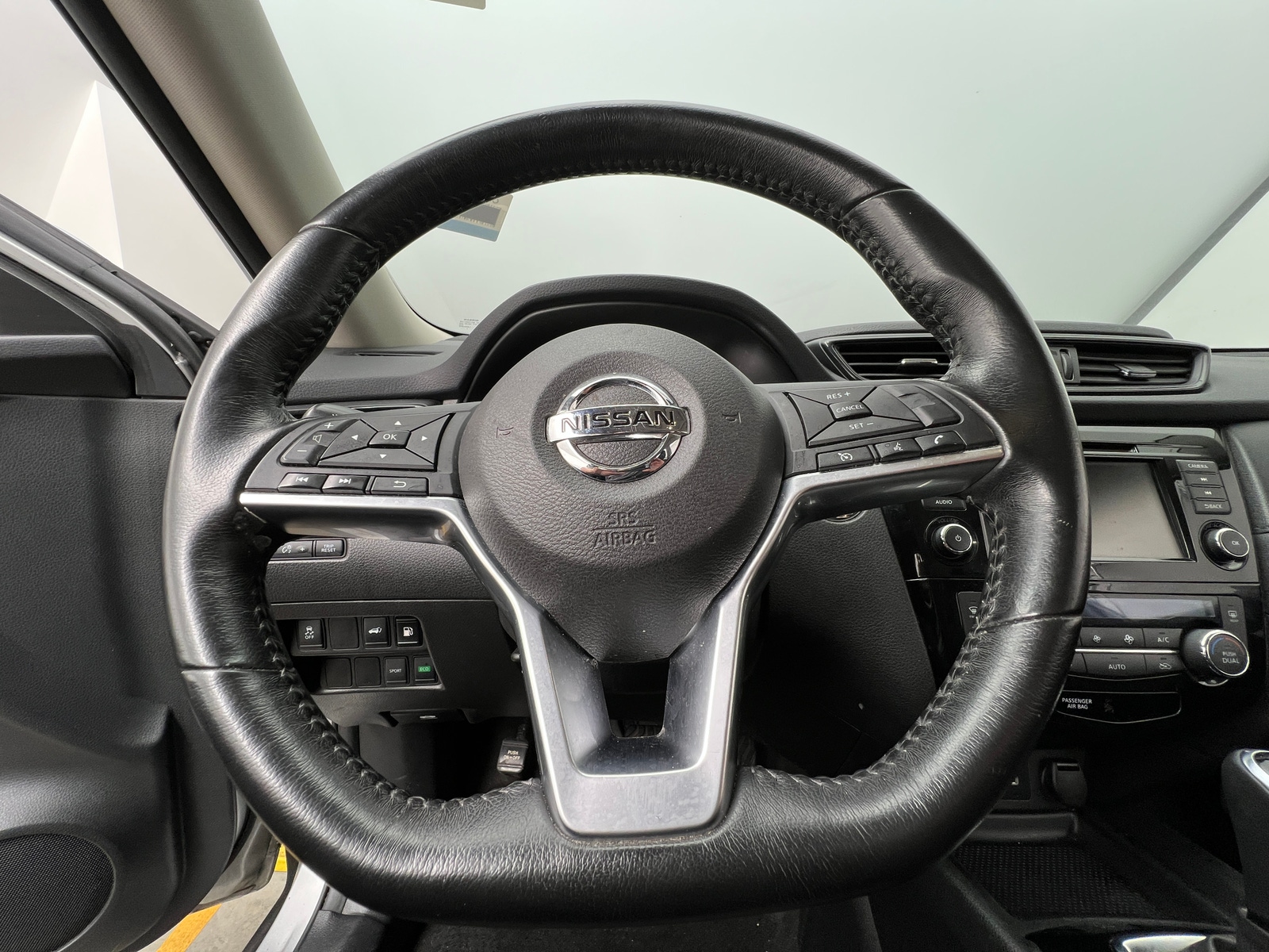 Thumbnail: 2018 Nissan Rogue - 5