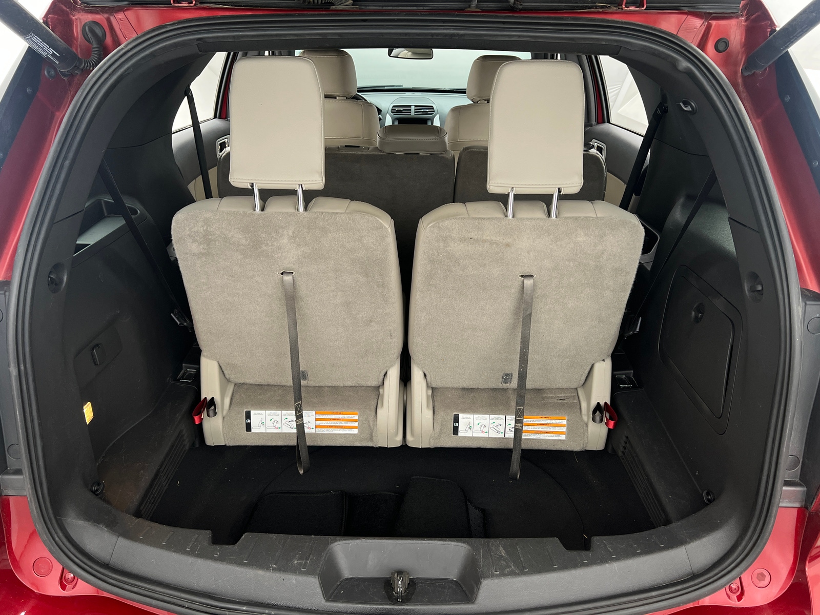 Thumbnail: 2015 Ford Explorer - 6