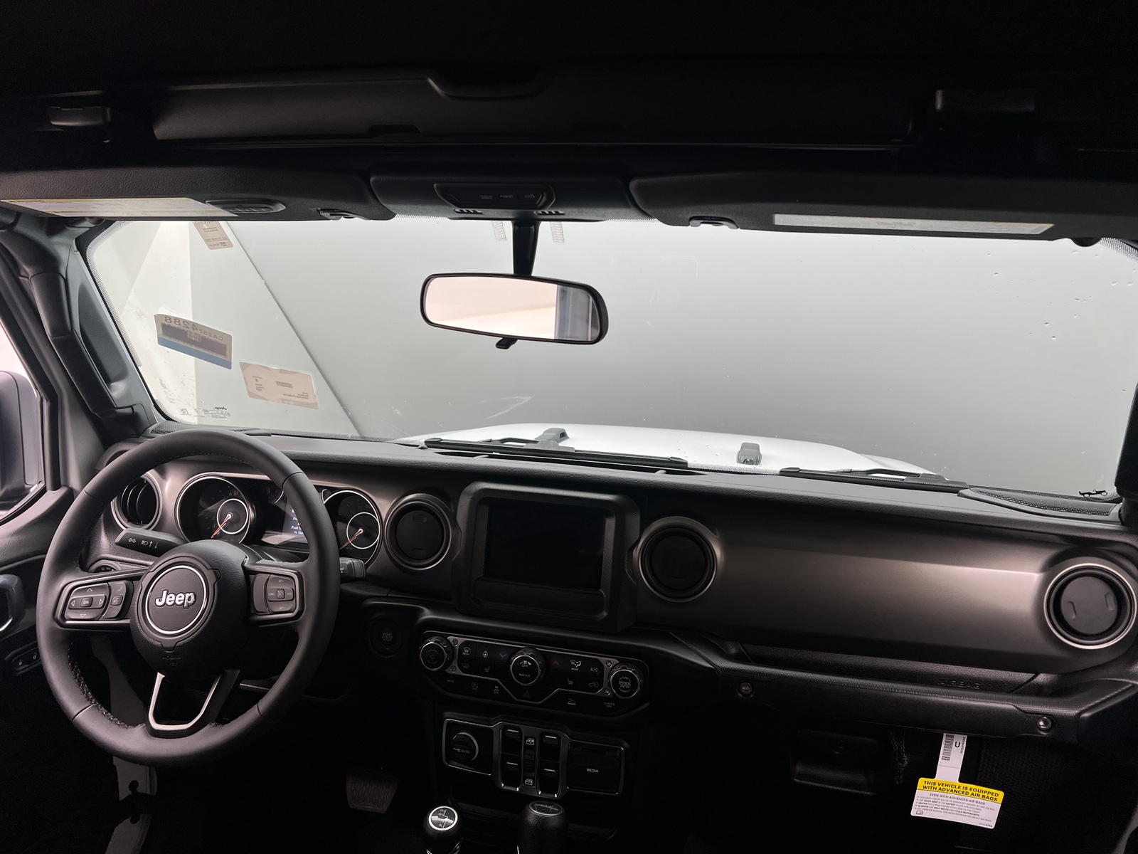 Thumbnail: 2023 Jeep Gladiator - 3