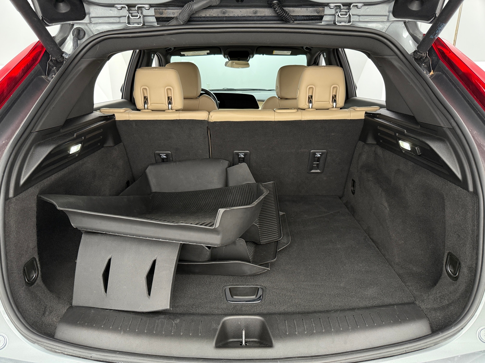 Thumbnail: 2024 Cadillac XT4 - 6
