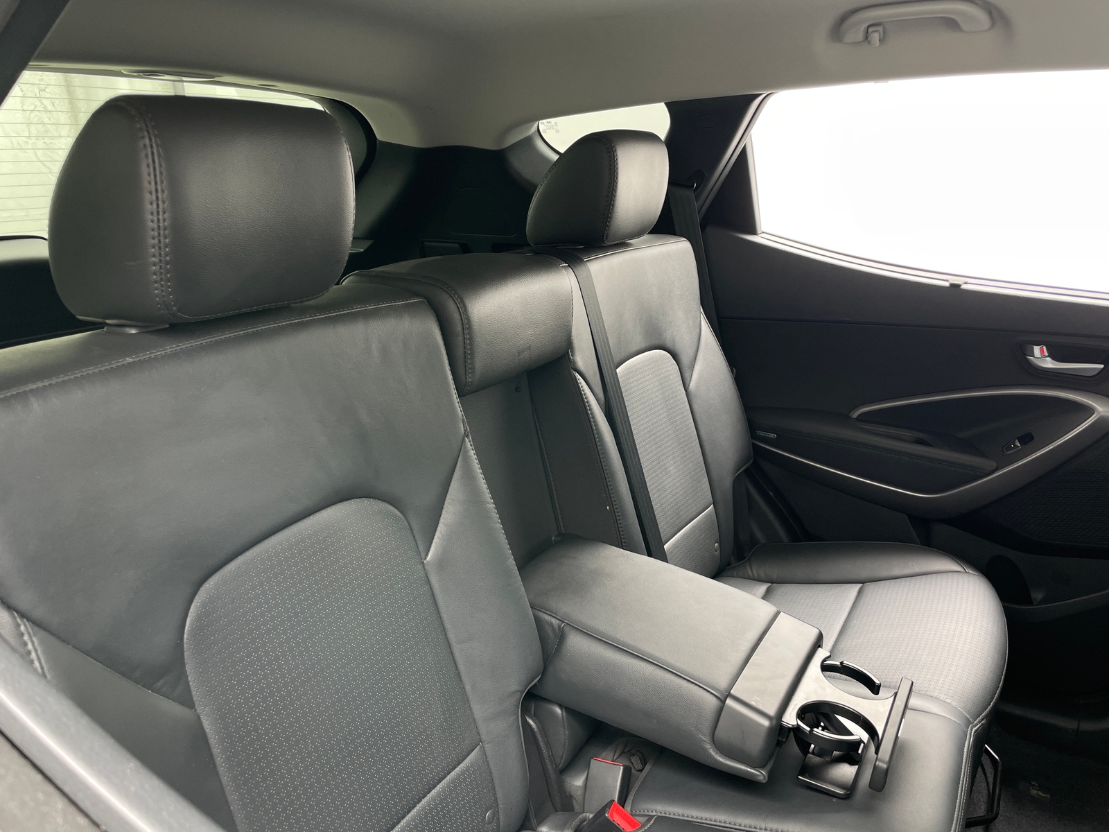 Thumbnail: 2016 Hyundai Santa Fe - 5