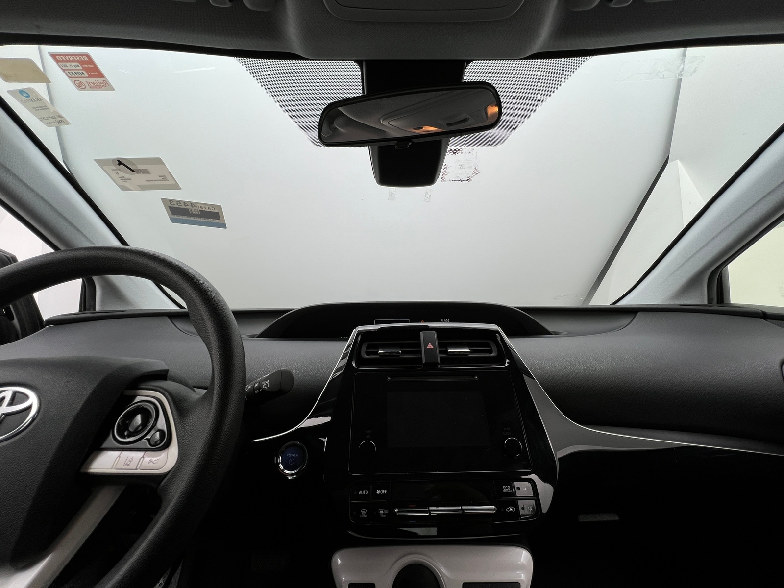 Thumbnail: 2017 Toyota Prius - 3