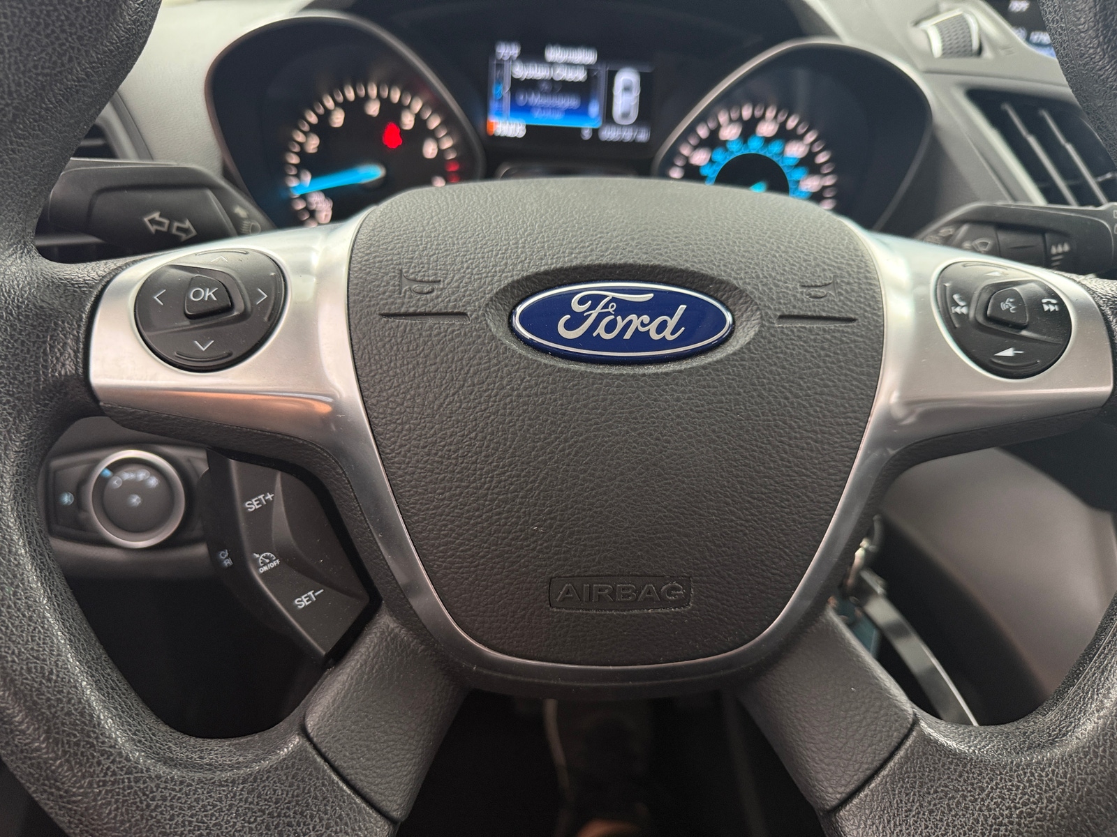 Thumbnail: 2016 Ford Escape - 5