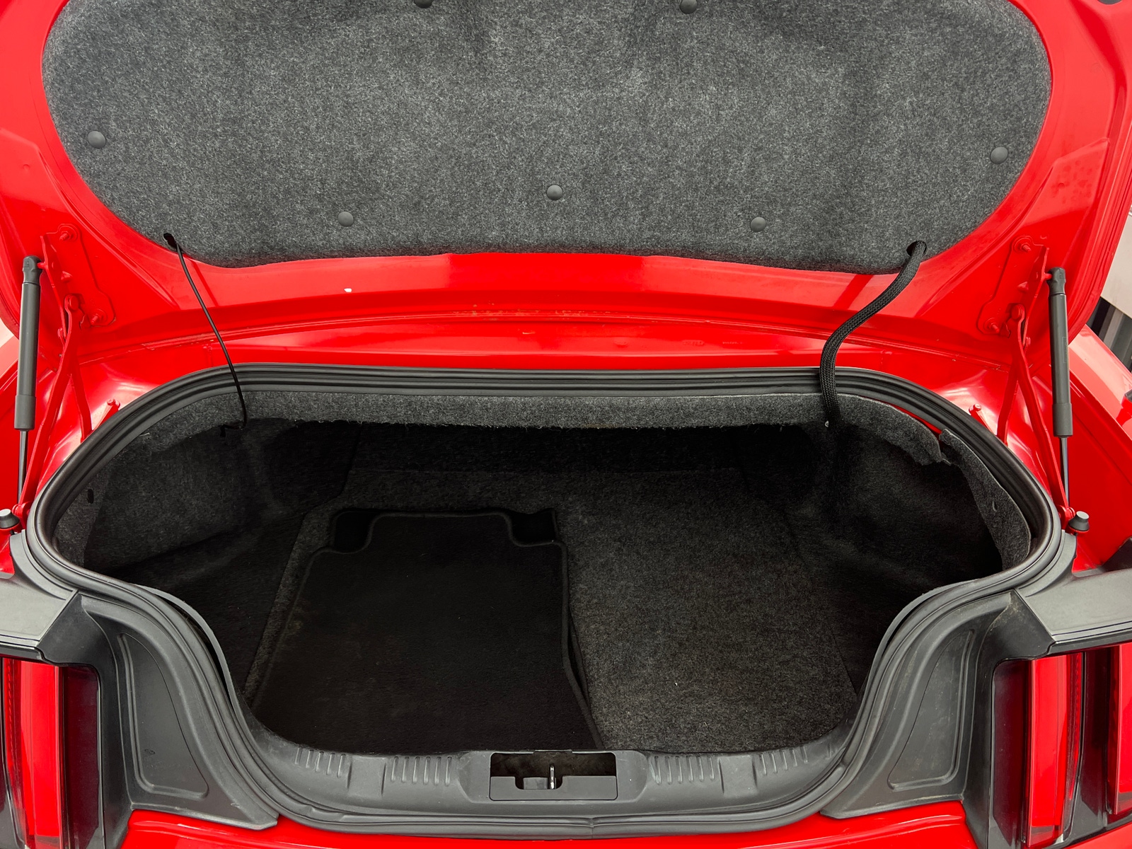 Thumbnail: 2016 Ford Mustang - 6