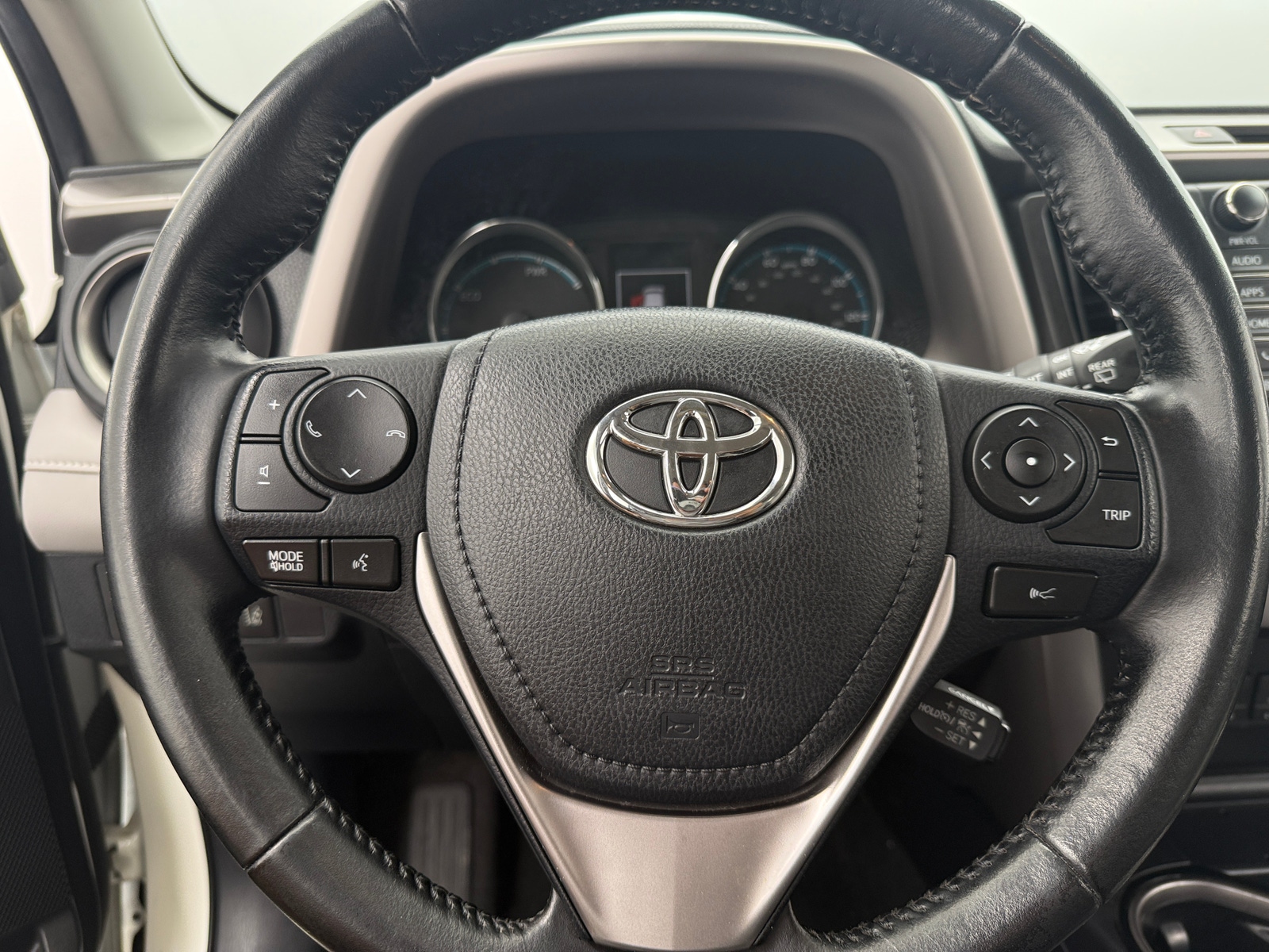 Thumbnail: 2018 Toyota RAV4 - 4