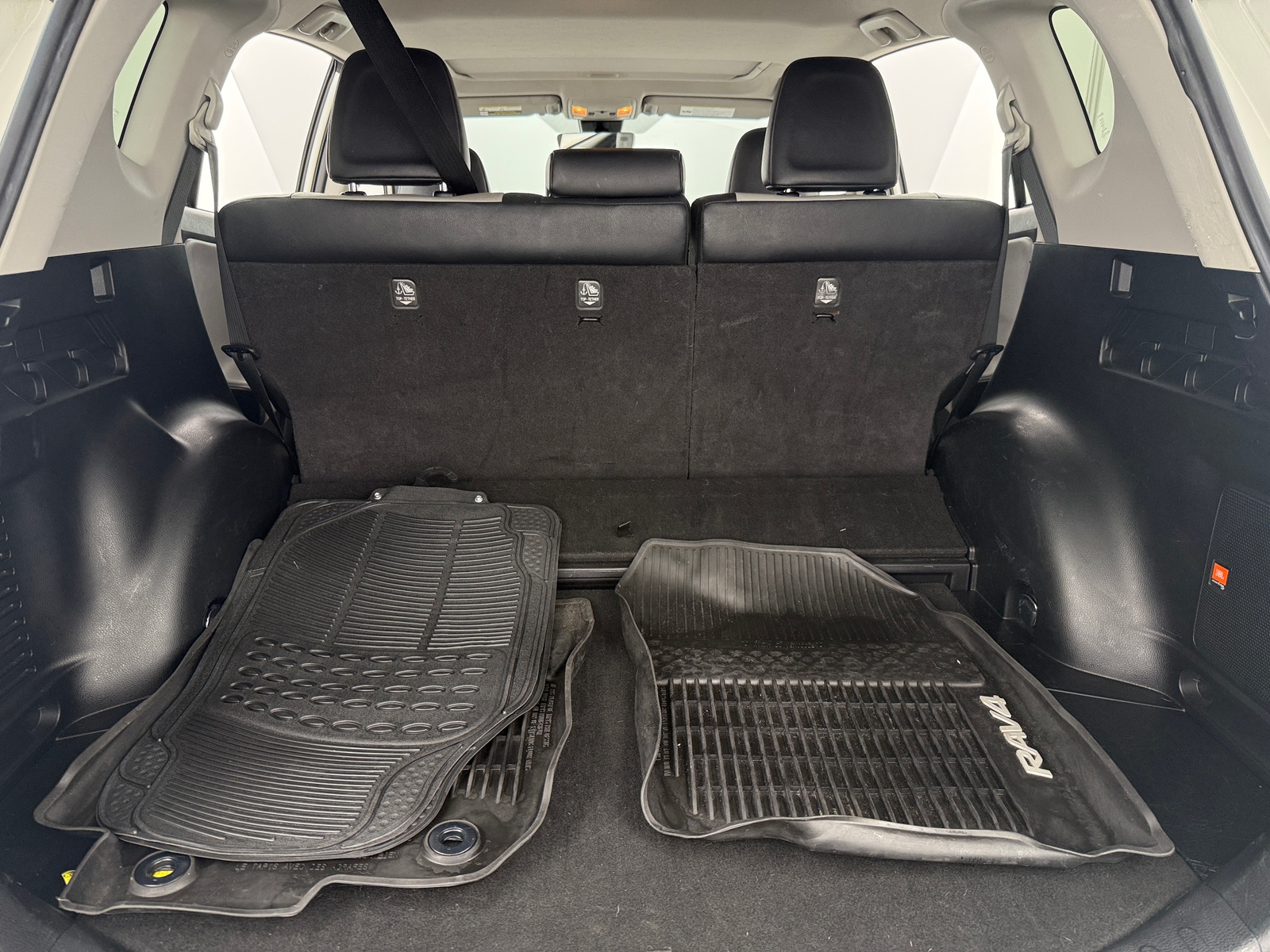 Thumbnail: 2018 Toyota RAV4 - 6