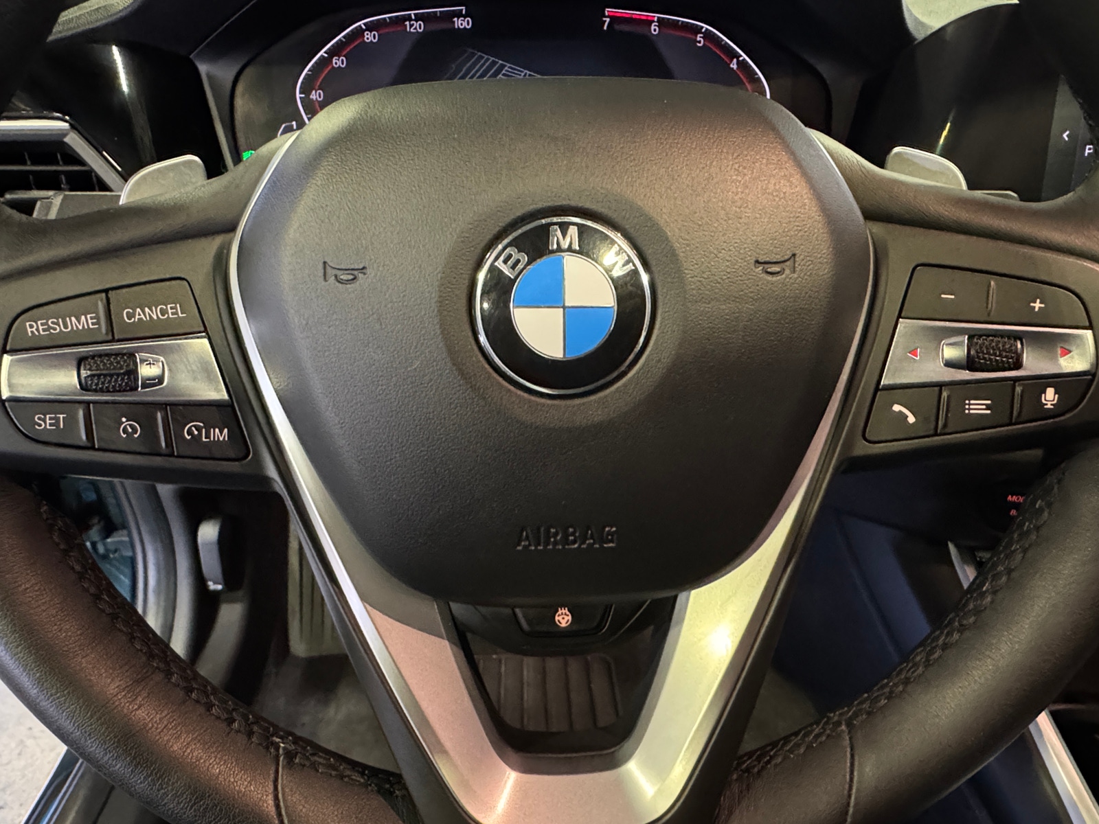 Thumbnail: 2019 BMW 3 Series - 4