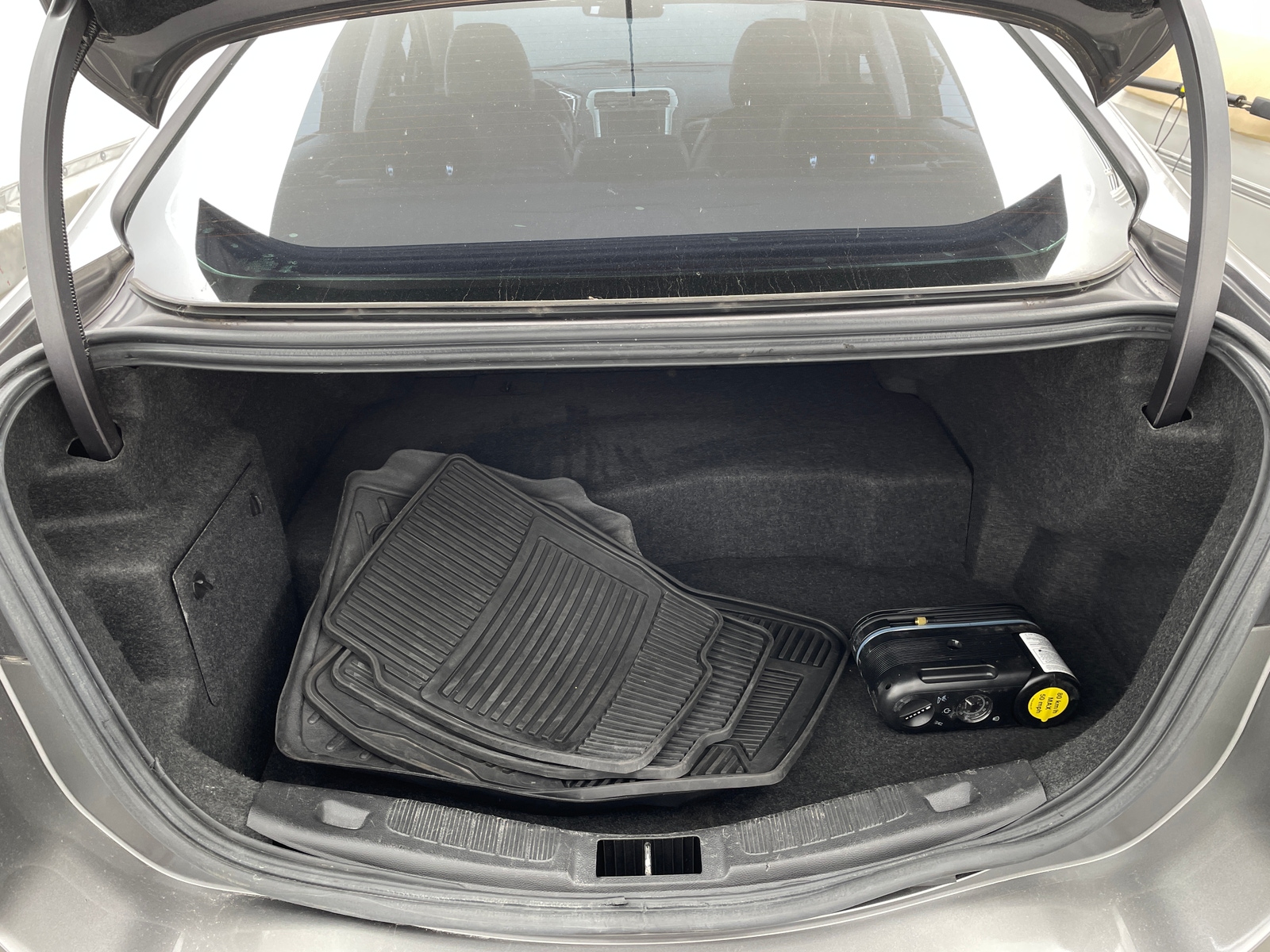 Thumbnail: 2013 Ford Fusion - 7