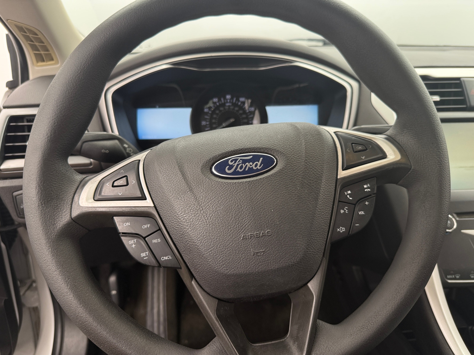Thumbnail: 2014 Ford Fusion - 5