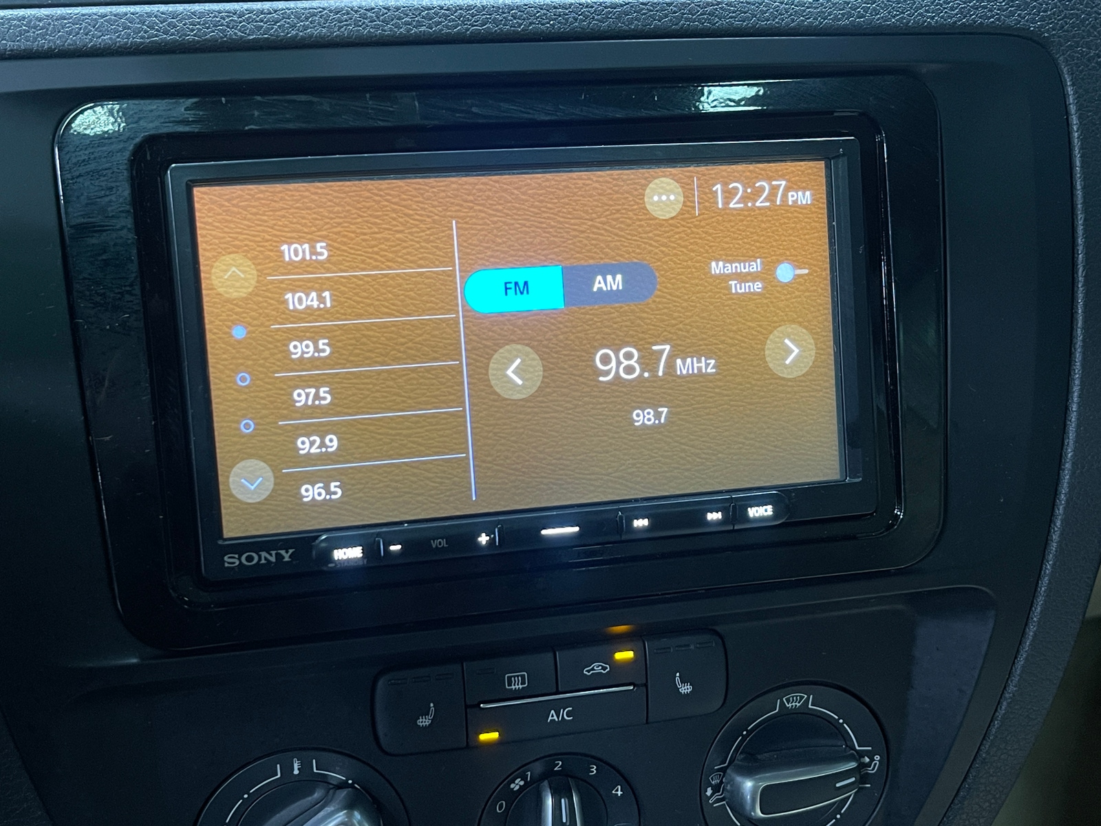 Thumbnail: 2016 Volkswagen Jetta - 4