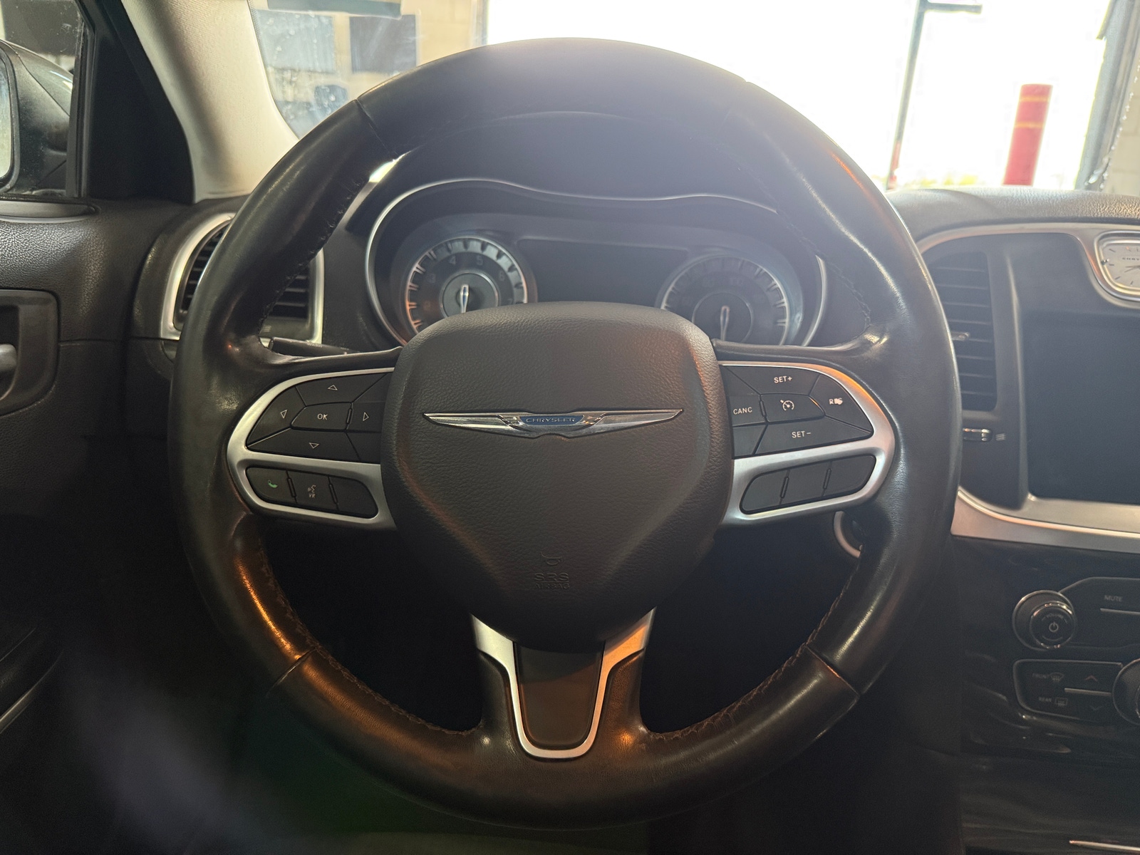 Thumbnail: 2019 Chrysler 300 - 5