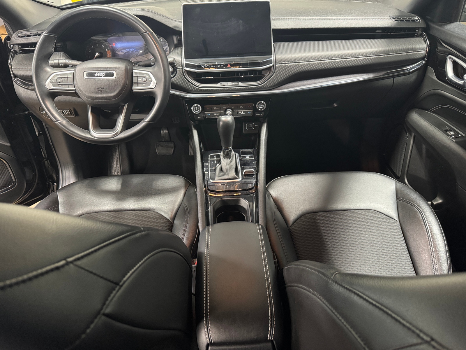 Thumbnail: 2022 Jeep Compass - 2