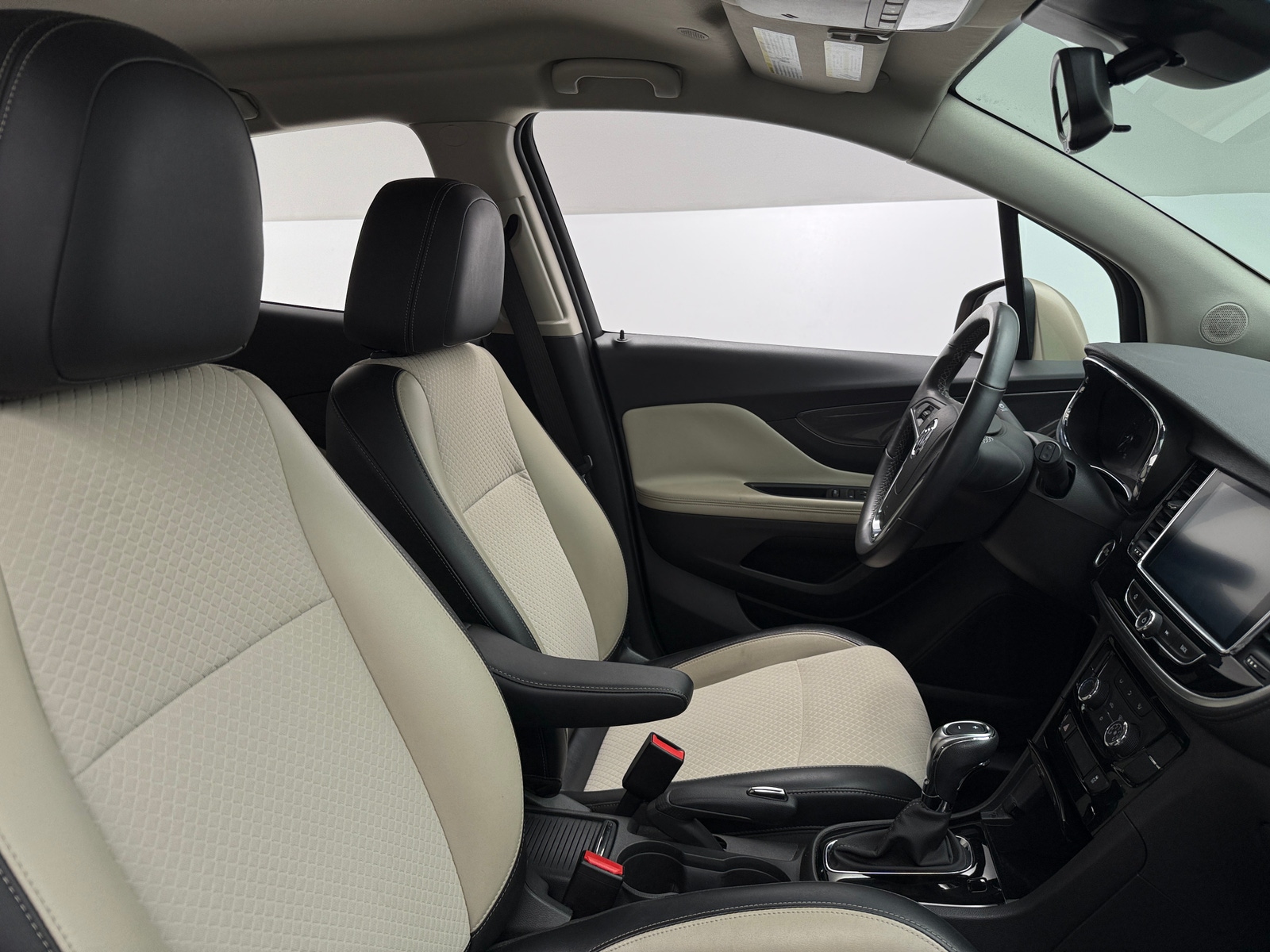Thumbnail: 2018 Buick Encore - 2