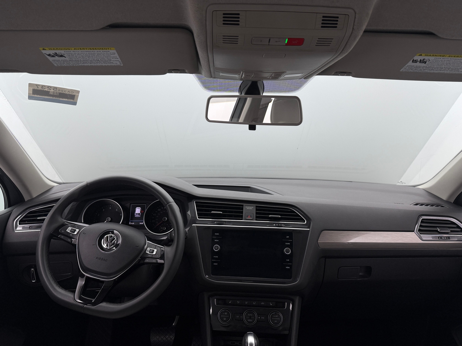 Thumbnail: 2020 Volkswagen Tiguan - 2