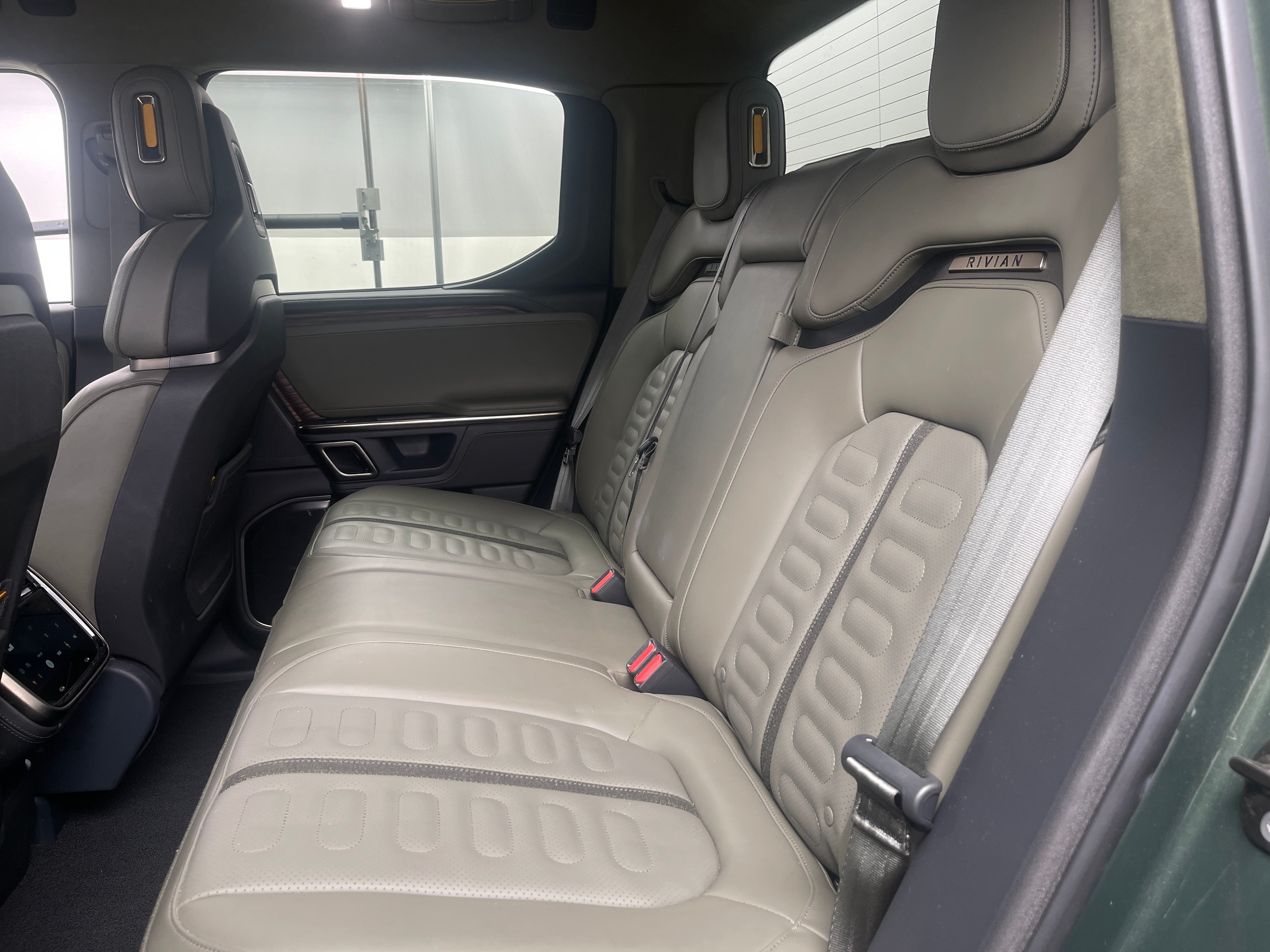 Used 2022 Rivian R1T Adventure with VIN 7FCTGAAA7NN006470 for sale in Auburn, WA