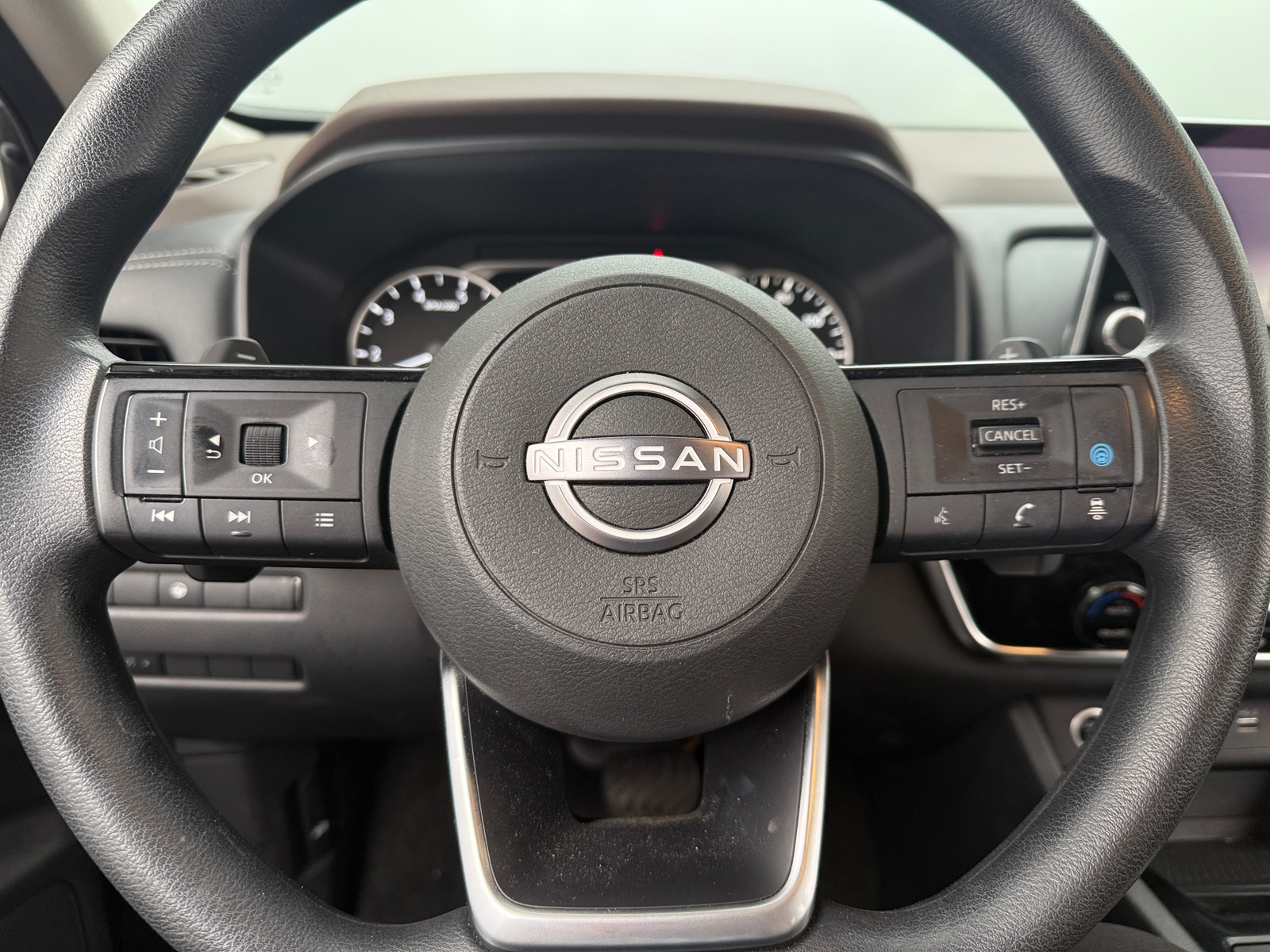 Thumbnail: 2023 Nissan Rogue - 5