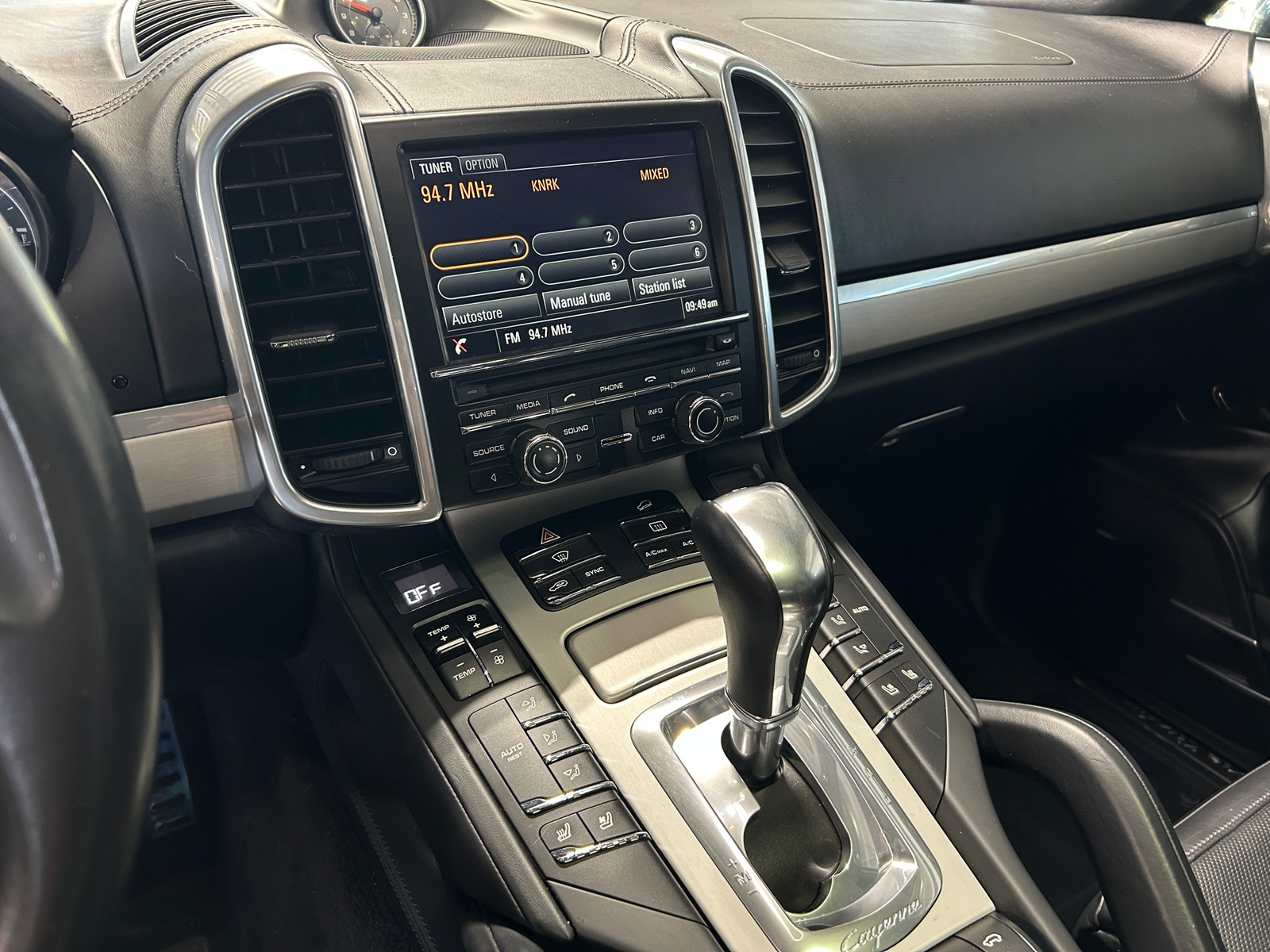 Thumbnail: 2015 Porsche Cayenne - 3