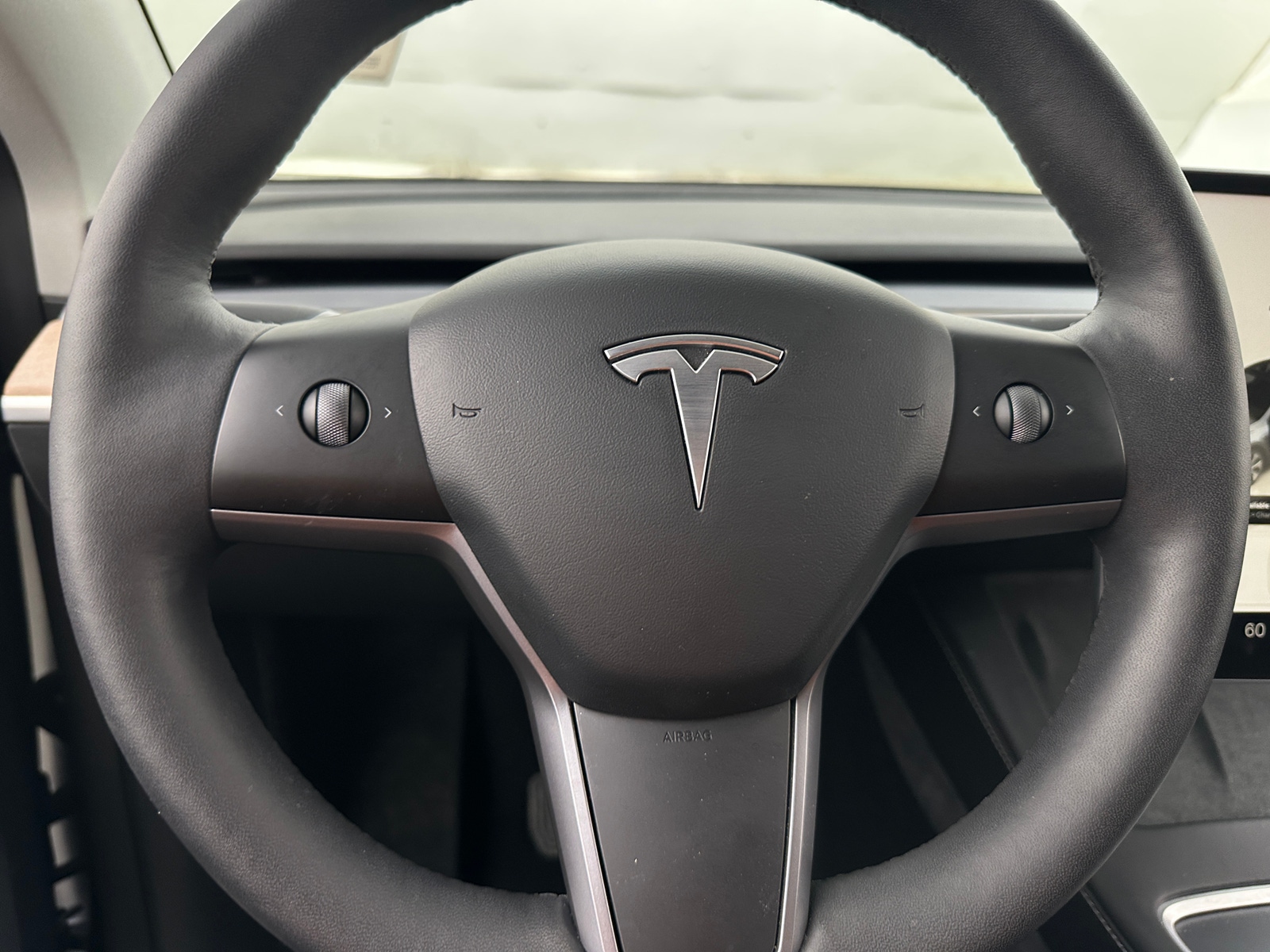 Thumbnail: 2022 Tesla Model Y - 4
