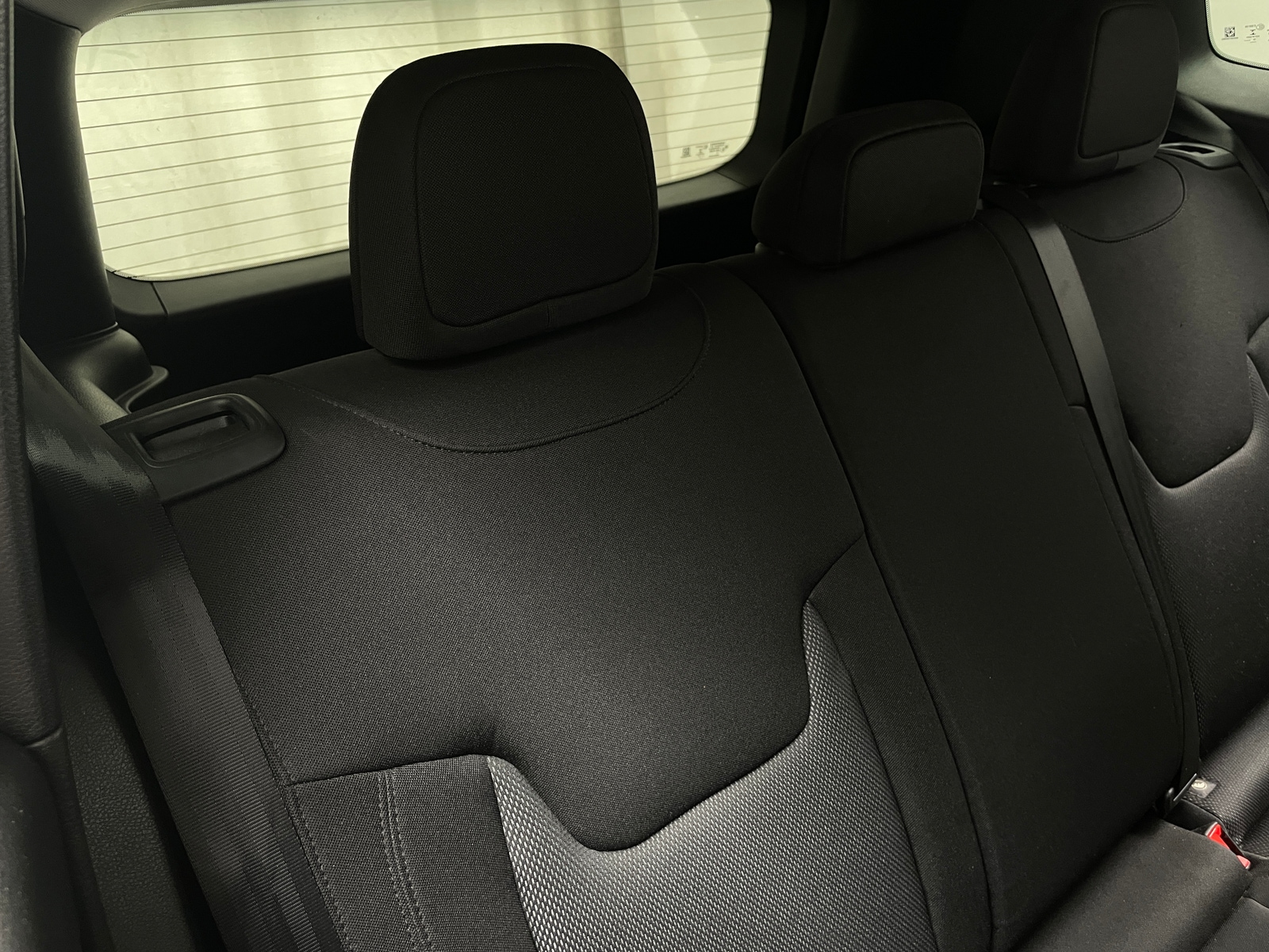 Thumbnail: 2018 Jeep Renegade - 6