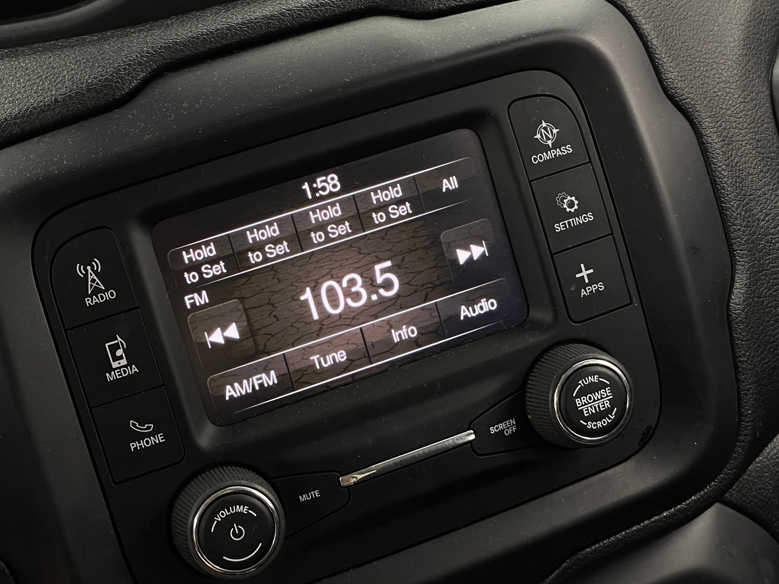 Thumbnail: 2018 Jeep Renegade - 4