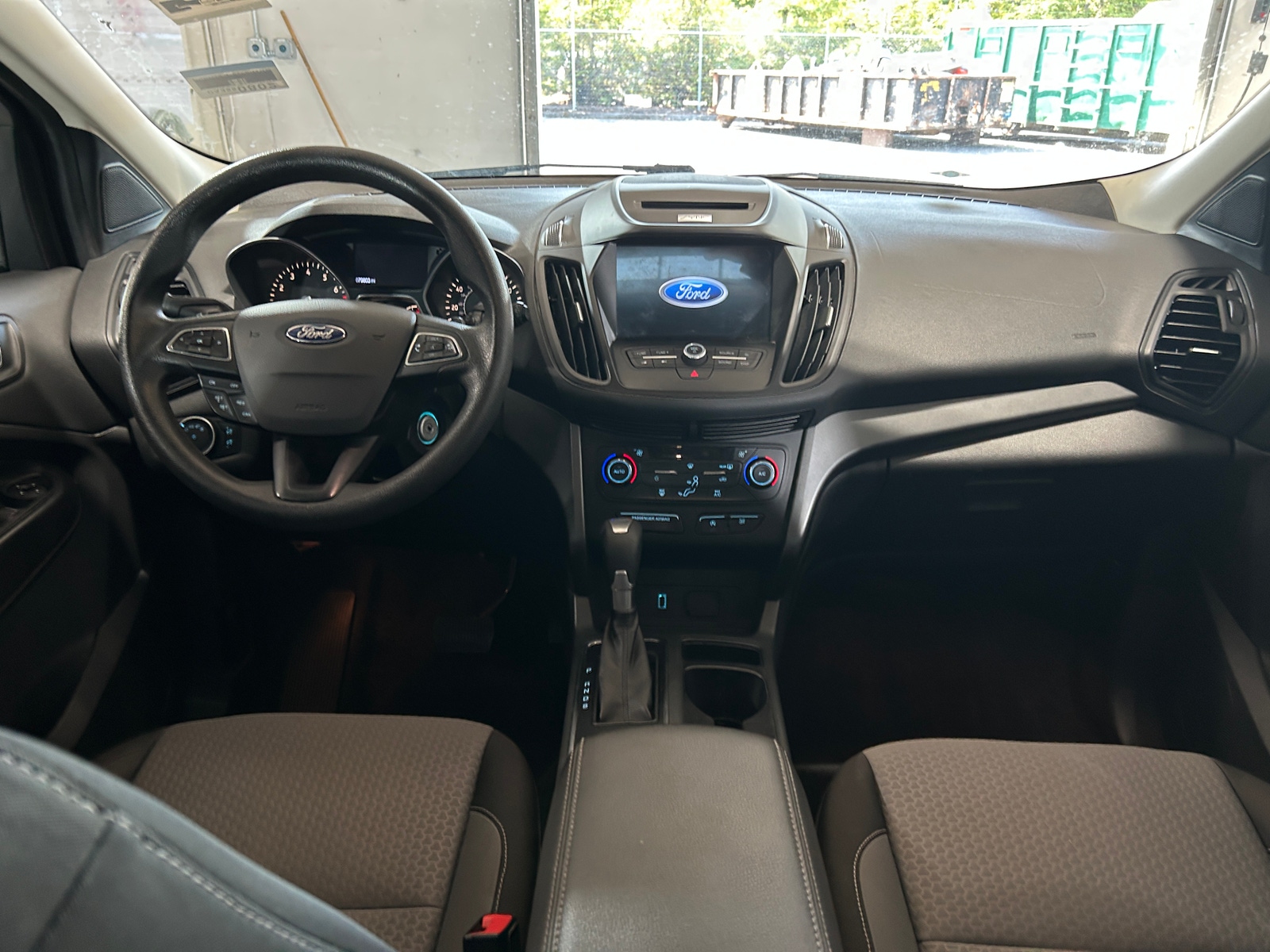 Thumbnail: 2017 Ford Escape - 3