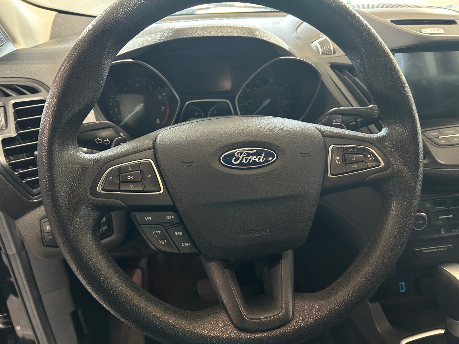 Thumbnail: 2017 Ford Escape - 5