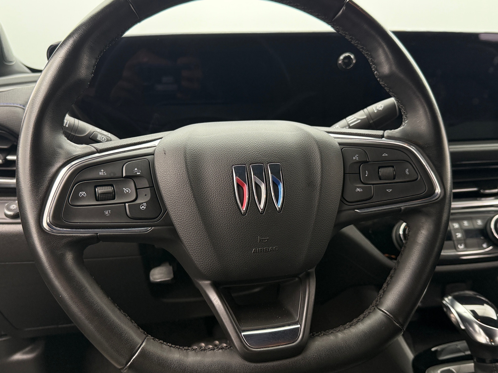 Thumbnail: 2024 Buick Envista - 4