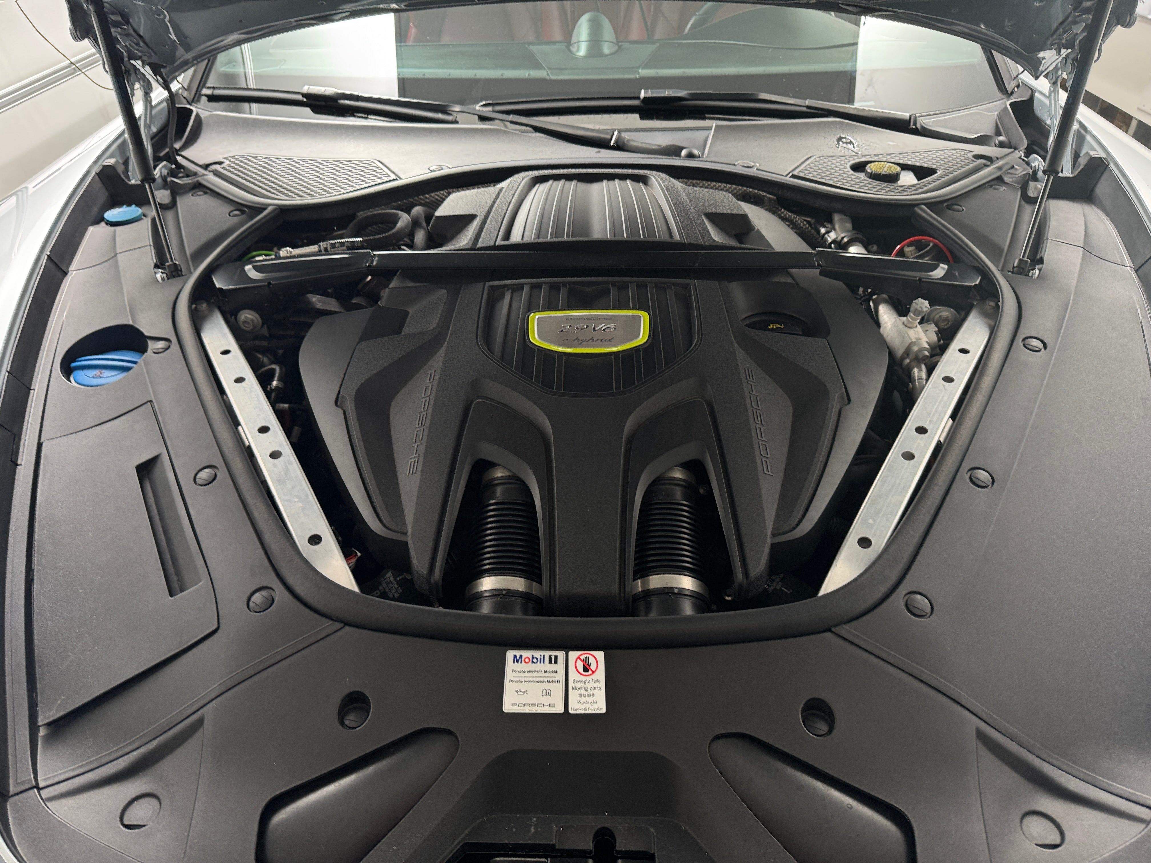 2018 Porsche Panamera