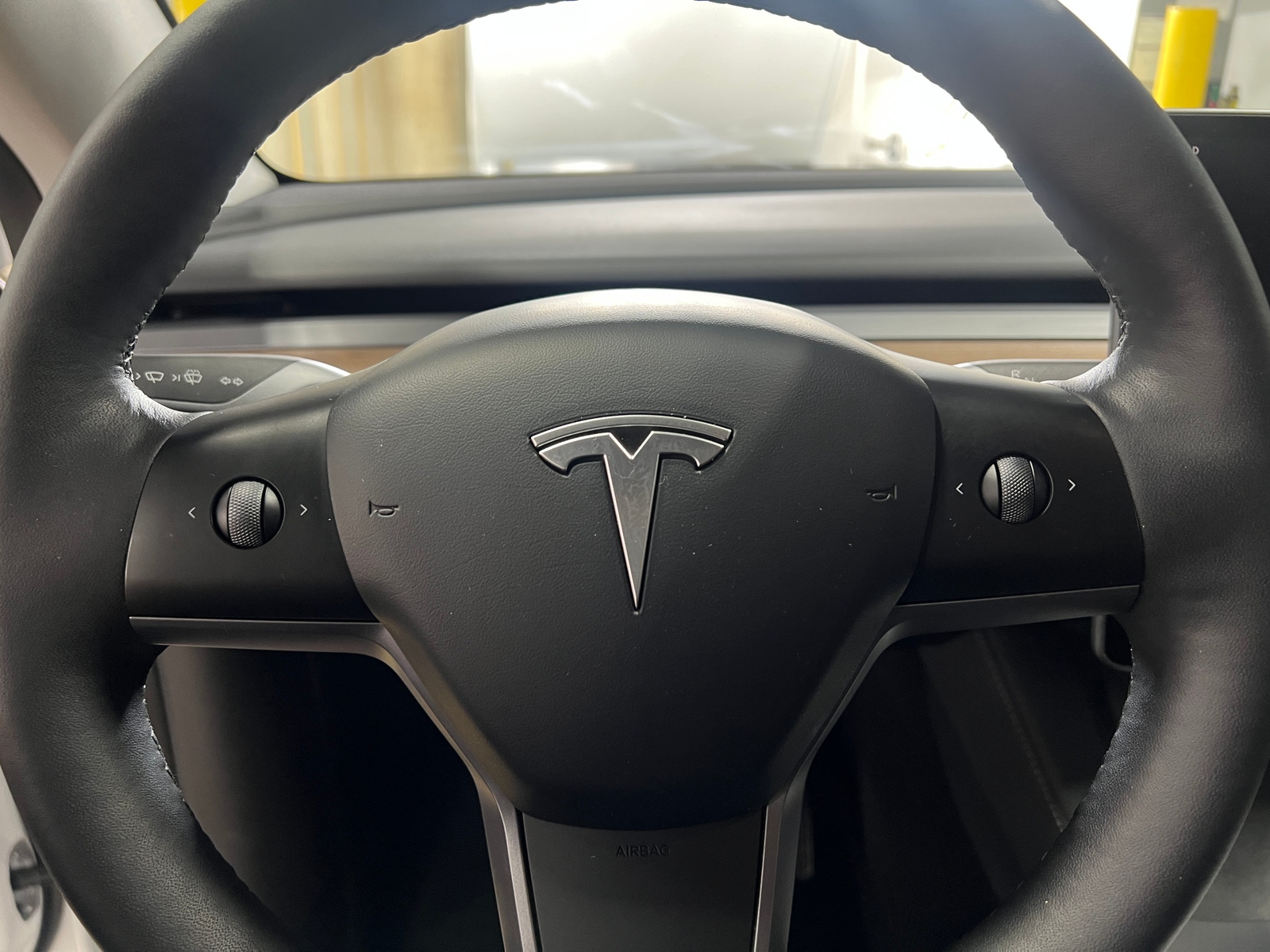 Thumbnail: 2023 Tesla Model Y - 4