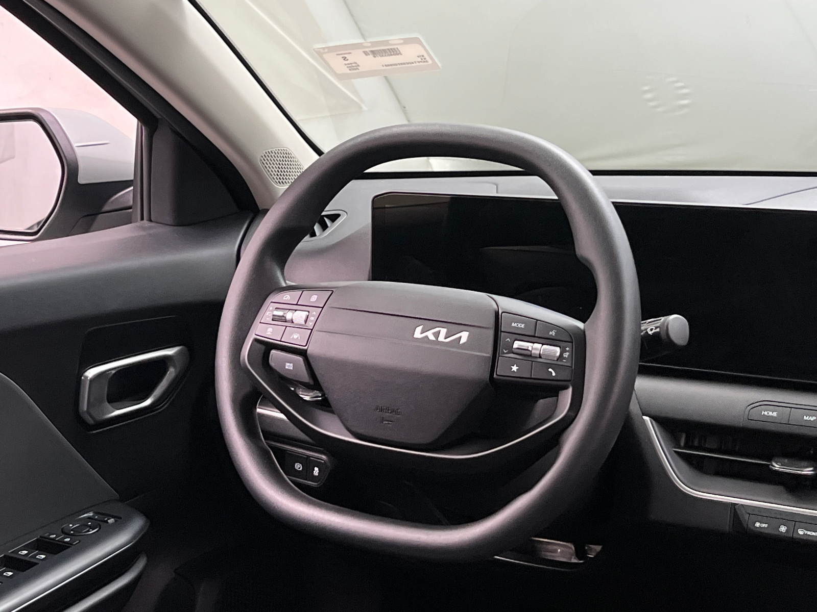 Thumbnail: 2025 Kia K4 - 5