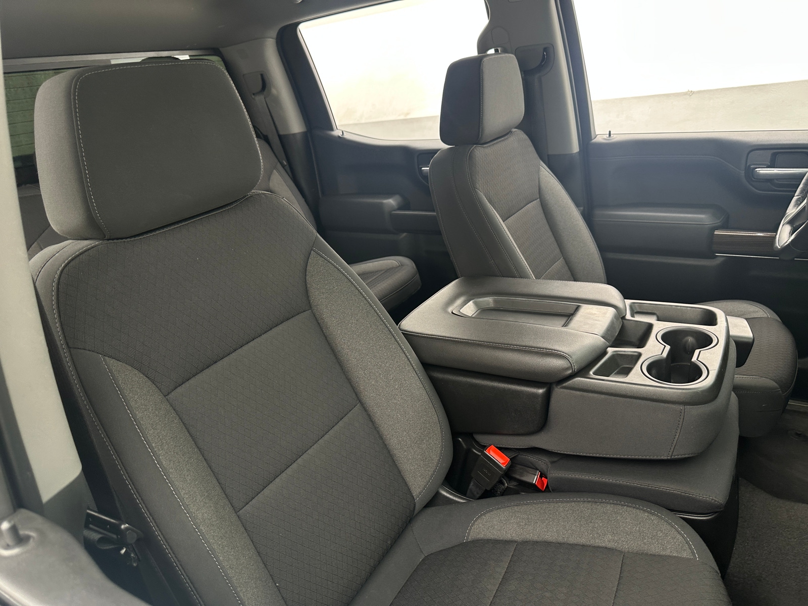 Thumbnail: 2020 Chevrolet Silverado 1500 - 2
