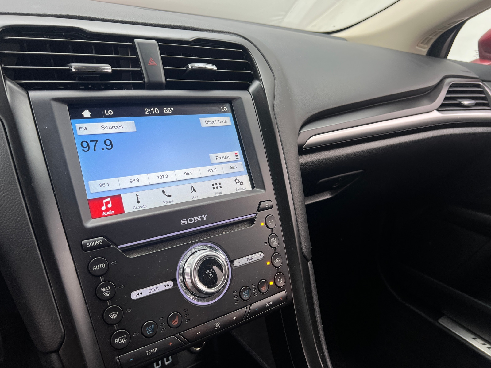 Thumbnail: 2019 Ford Fusion - 3