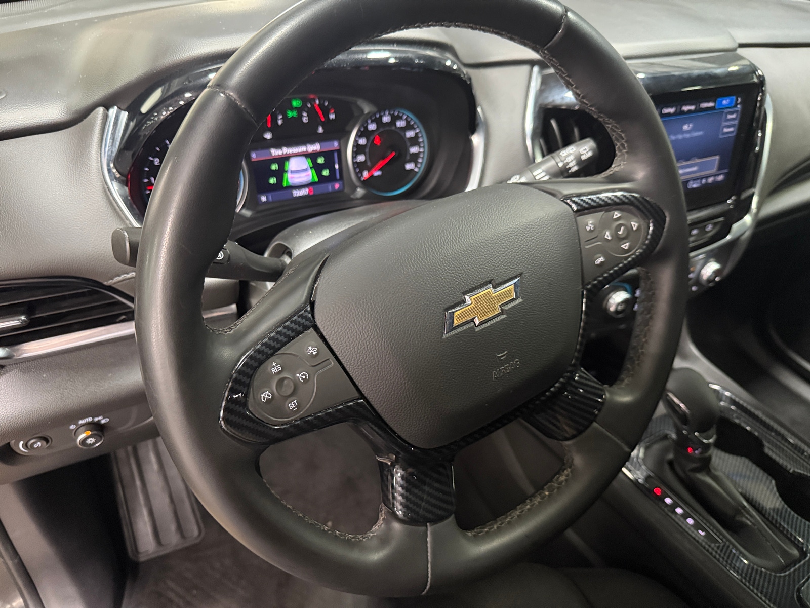 Thumbnail: 2023 Chevrolet Traverse - 5